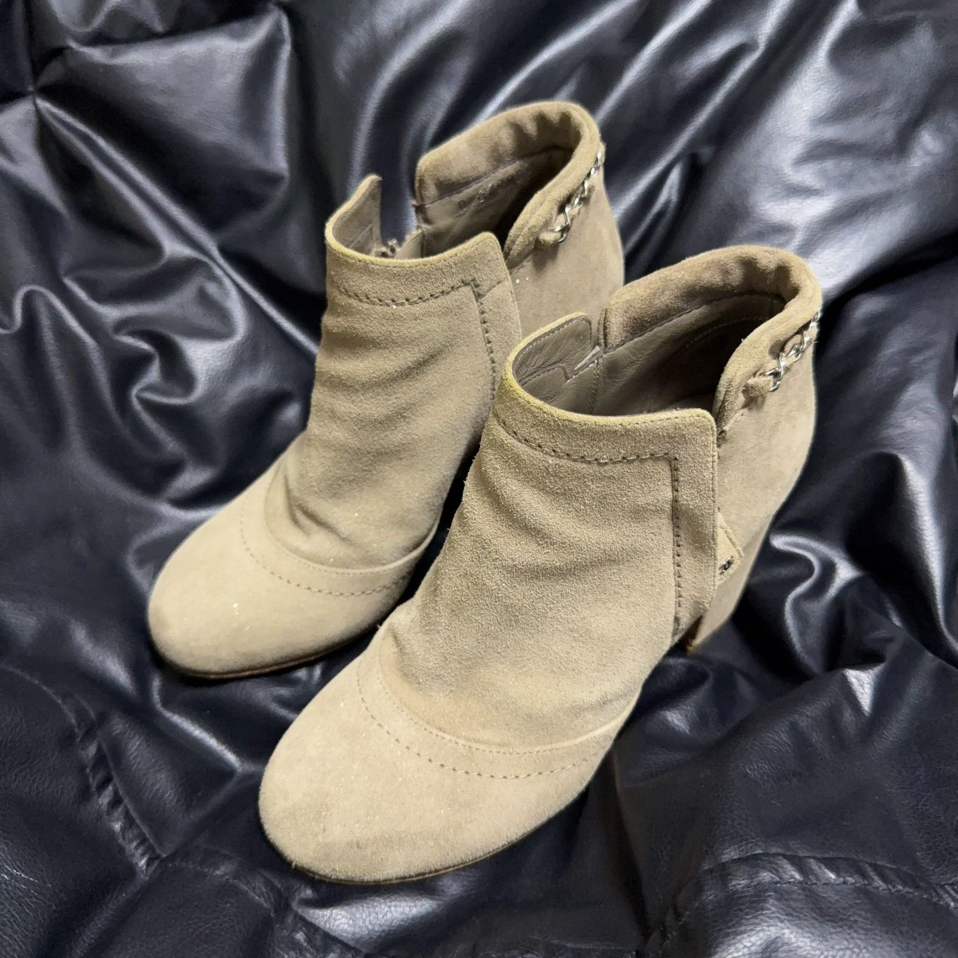 Chanel Chanel Boots 36 Women Size US 6 / IT 36 - 1 Thumbnail