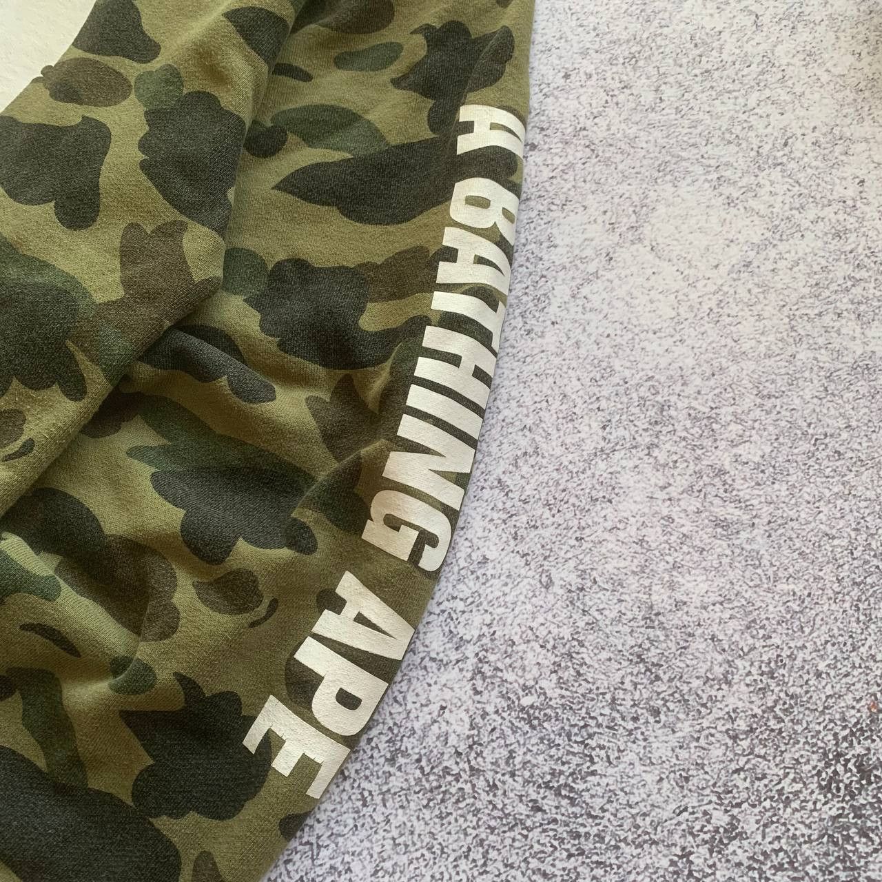 Bape A Bathing Ape Sweatshirt Long Sleeve Size US L / EU 52-54 / 3 - 10 Thumbnail