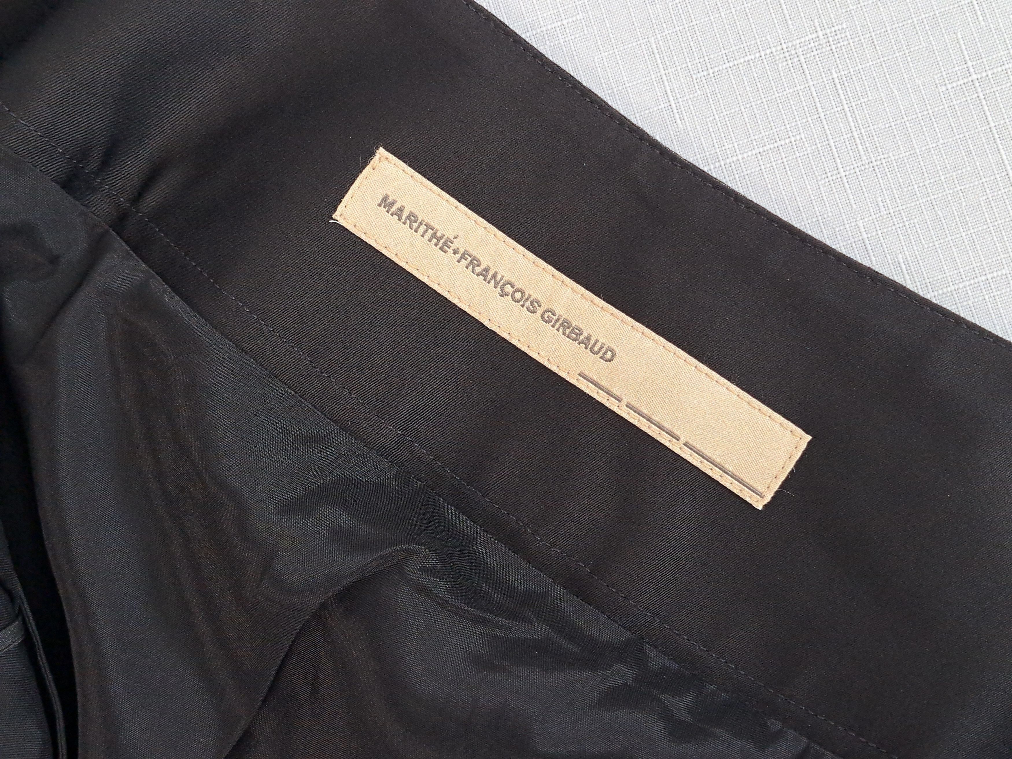 Marithe + Francois Girbaud Marithe Francois Girbaud wool/cotton skirt. Size 40. Size 34" / US 12 / IT 48 - 6 Thumbnail