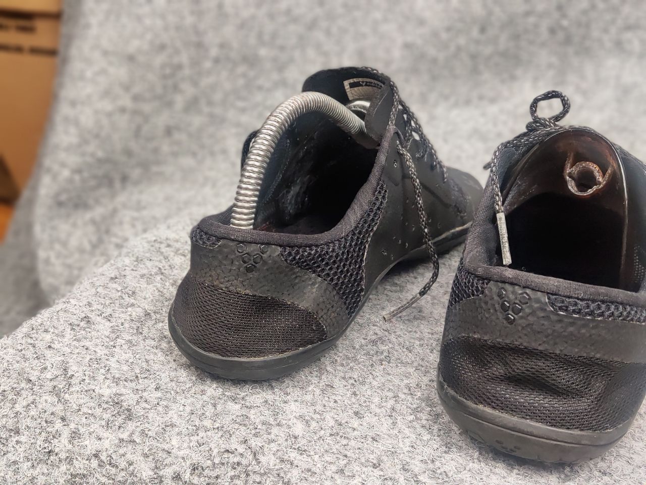 Vivobarefoot Vivobarefoot Primus Lite III Trail Logo Running Sneakers Size US 6 / EU 39 - 9 Thumbnail