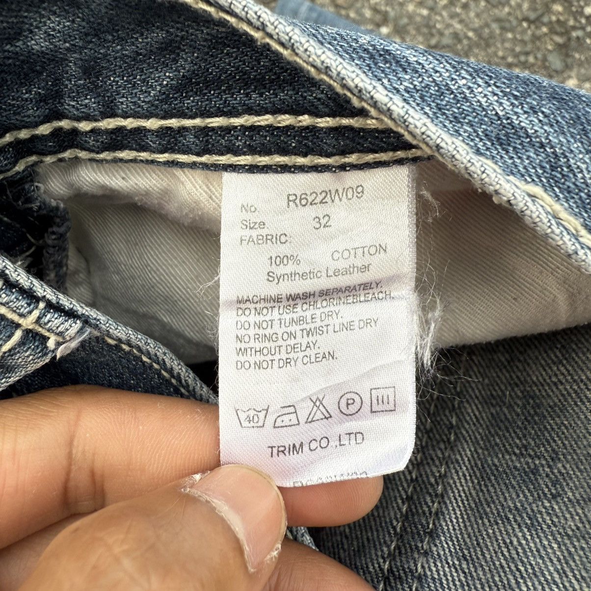 Japanese Brand W31 VINTAGE TRIM FLARE FADED DENIM JEAN PANTS Size US 31 - 18 Thumbnail