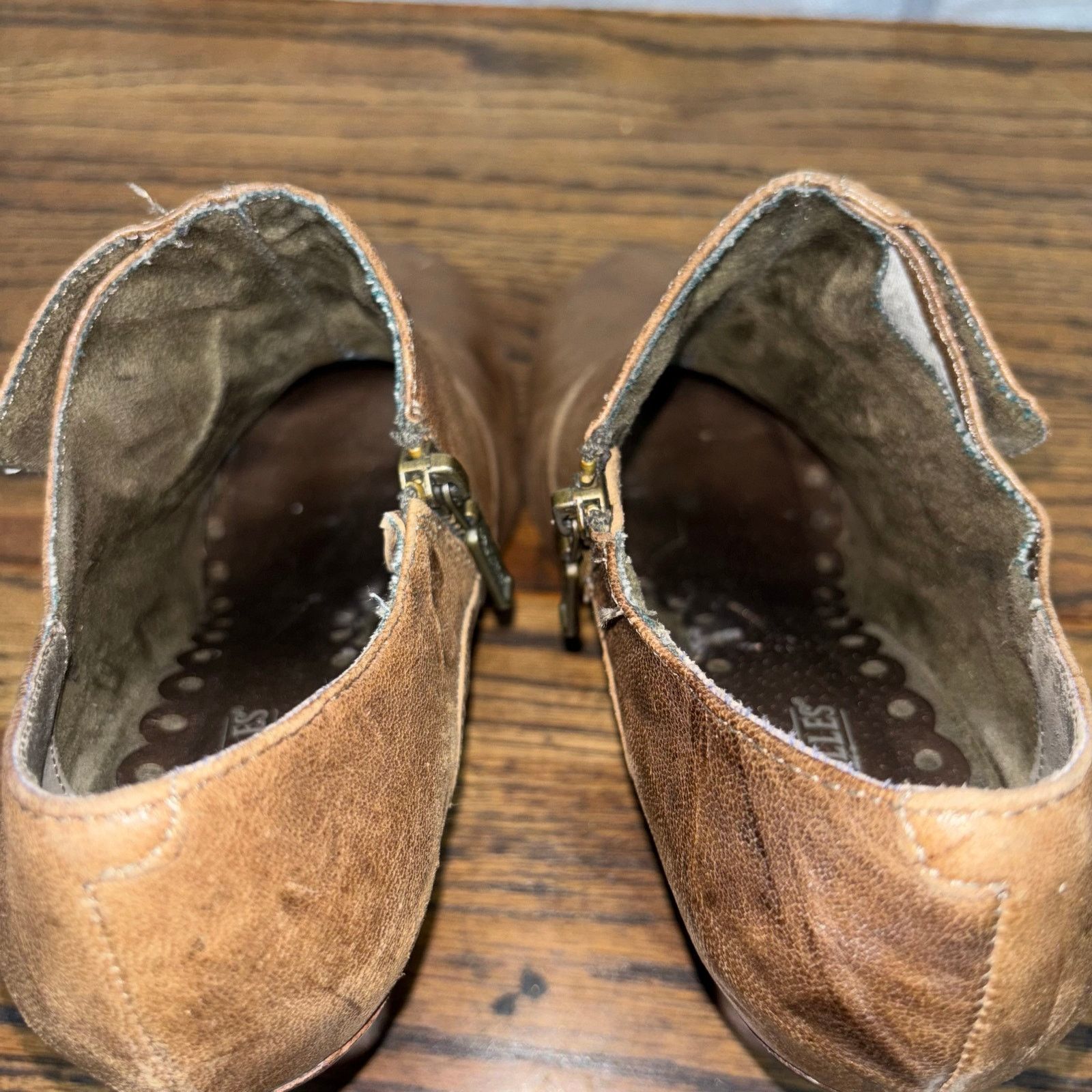 Seychelles Seychelles Cognac Brown Leather Ankle Booties Size 9 Size US 9 / IT 39 - 4 Thumbnail