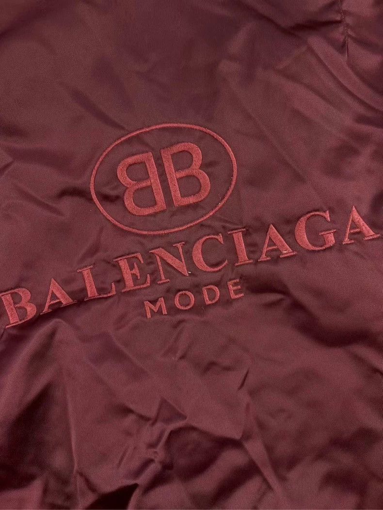 Balenciaga Balenciaga Embroidered monogram bomber jacket 2501-Nextarro Size US M / EU 48-50 / 2 - 3 Thumbnail