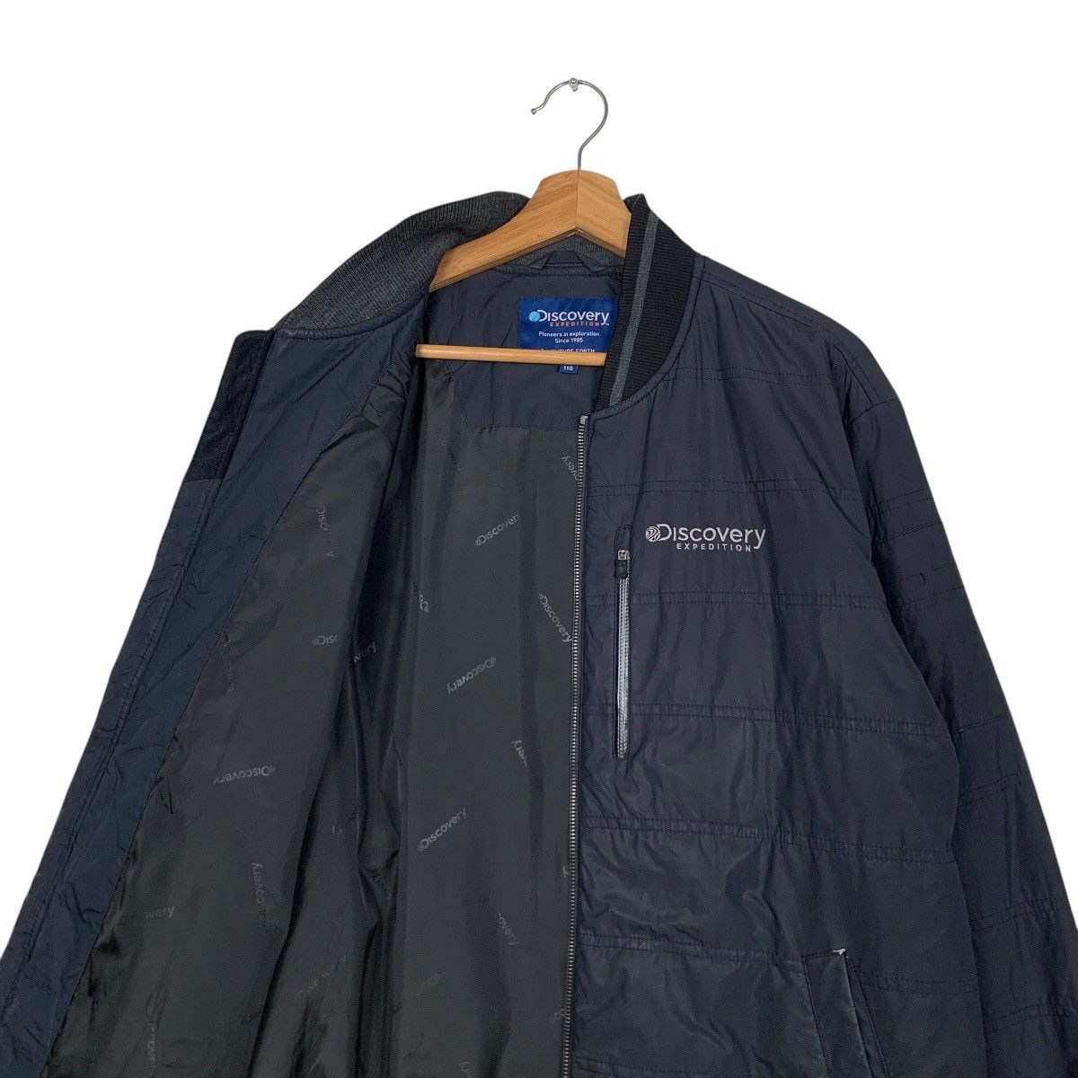 Other DISCOVERY Expedition Bomber Jacket #1870-C81 Size US M / EU 48-50 / 2 - 10 Thumbnail
