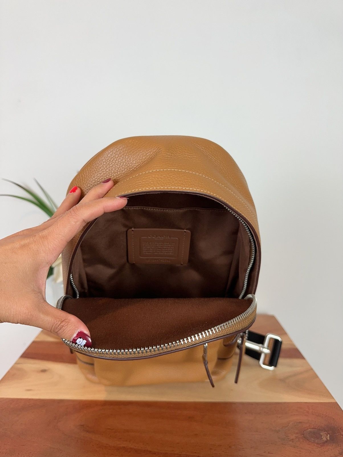 Coach NWT Coach Leather West Pack Size ONE SIZE - 7 Thumbnail