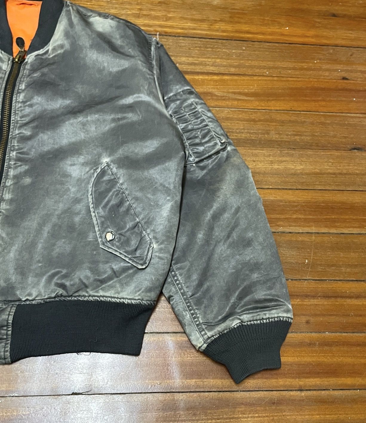 Vintage Rare Vintage MA-1 Flying Man Acid Wash Bomber Jacket 1990s Size US L / EU 52-54 / 3 - 4 Thumbnail