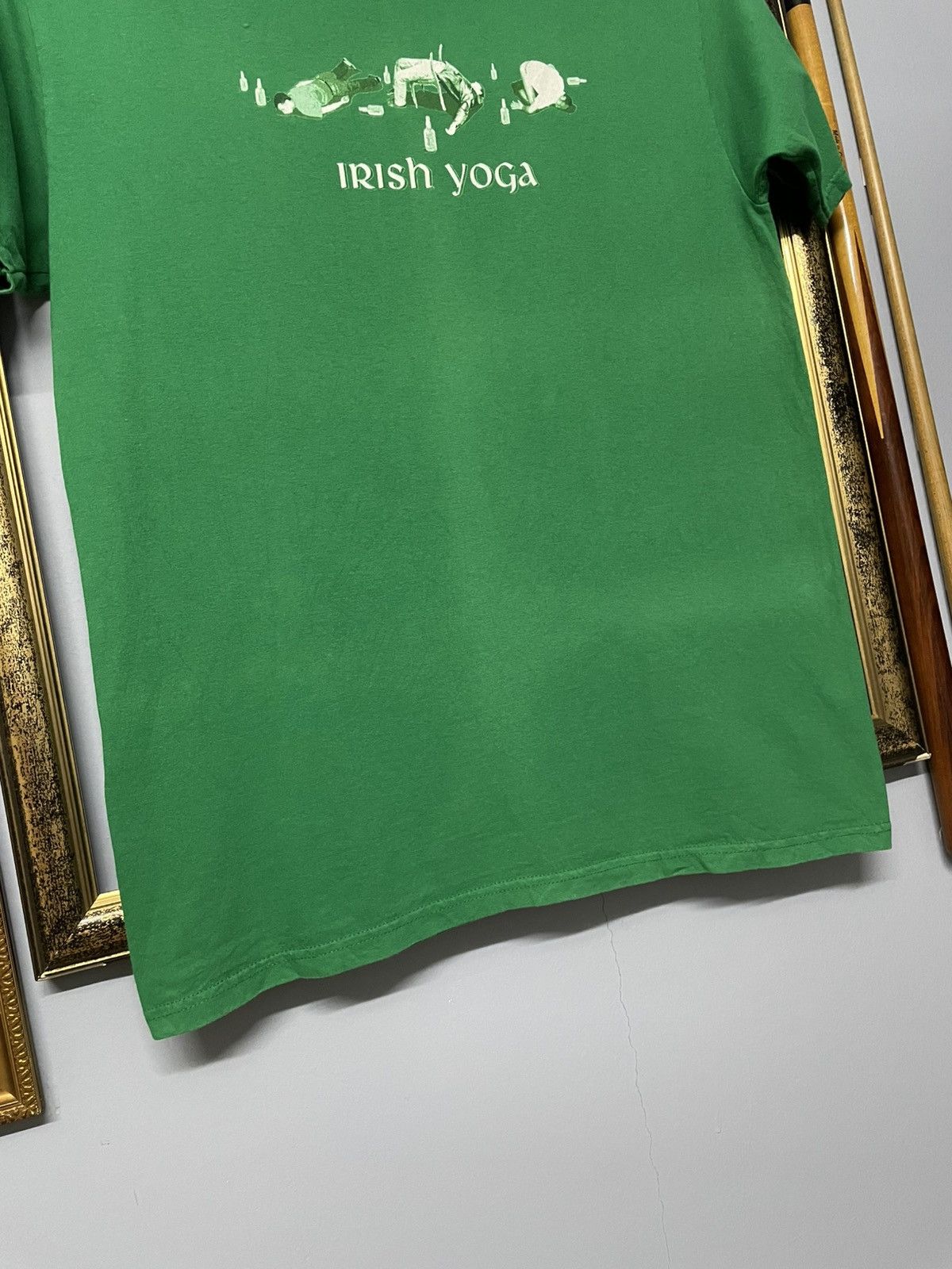 Japanese Brand Vintage 1990s How Irish Yoga Drunk Graphic Artwork Tshirt Size US L / EU 52-54 / 3 - 4 Thumbnail