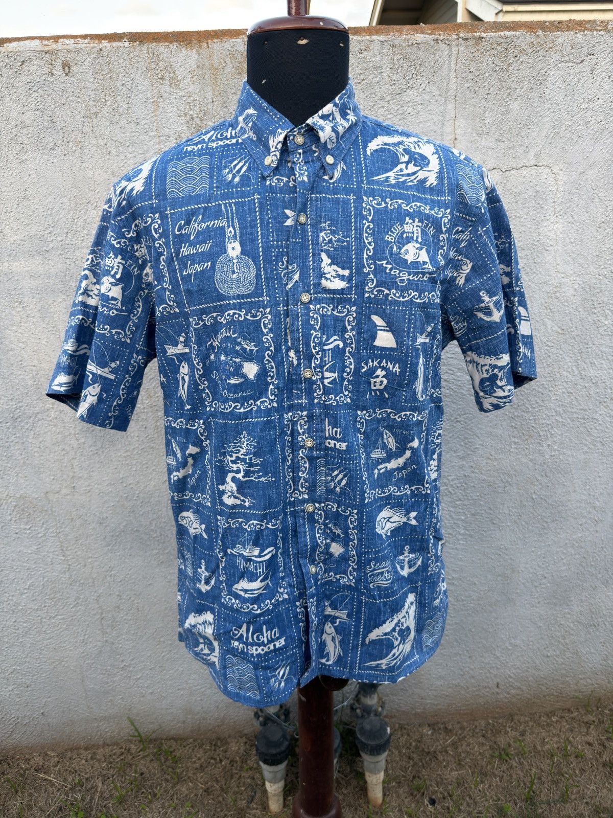 Reyn Spooner PreOwned Reyn Spooner Blue Classic Hawaiian Print Men's M Size US M / EU 48-50 / 2 - 1 Thumbnail