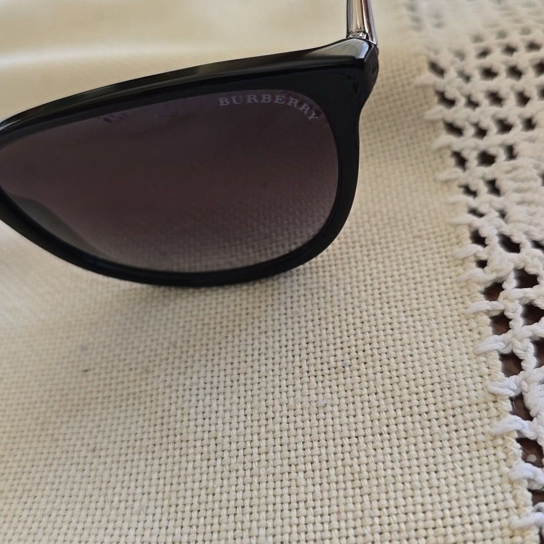 Burberry Burberry glasses Size ONE SIZE - 7 Thumbnail