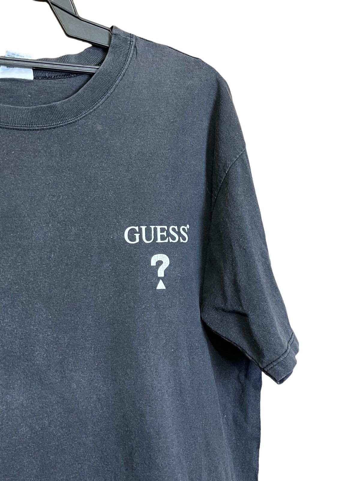 Guess GRAIL🔥VINTAGE 90s GUESS BIG LOGO SPELLOUT T SHIRT Size US XL / EU 56 / 4 - 5 Thumbnail