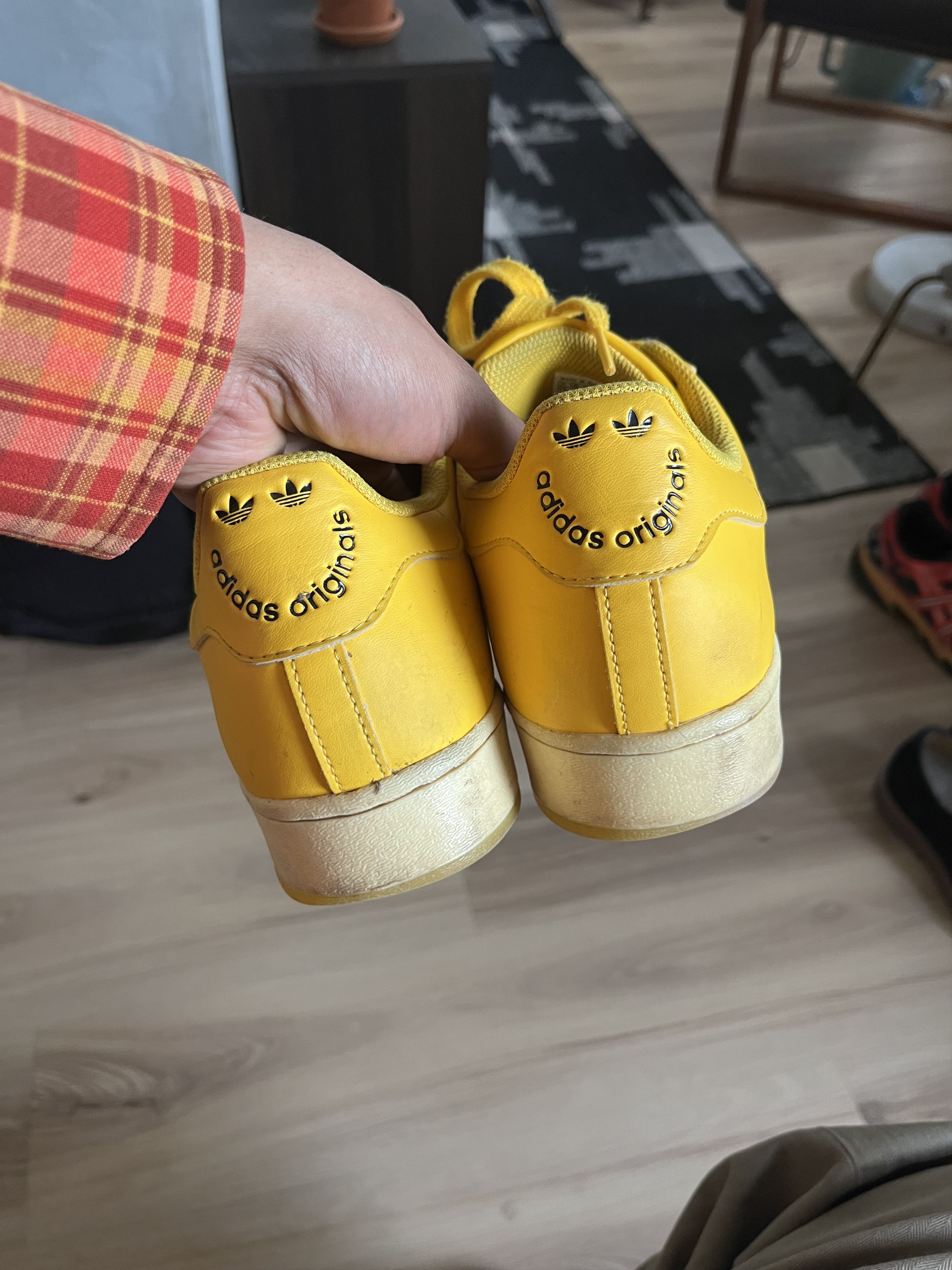 Adidas Adidas Superstar "Bold Gold" Smiley Face Size US 11.5 / EU 44-45 - 5 Thumbnail