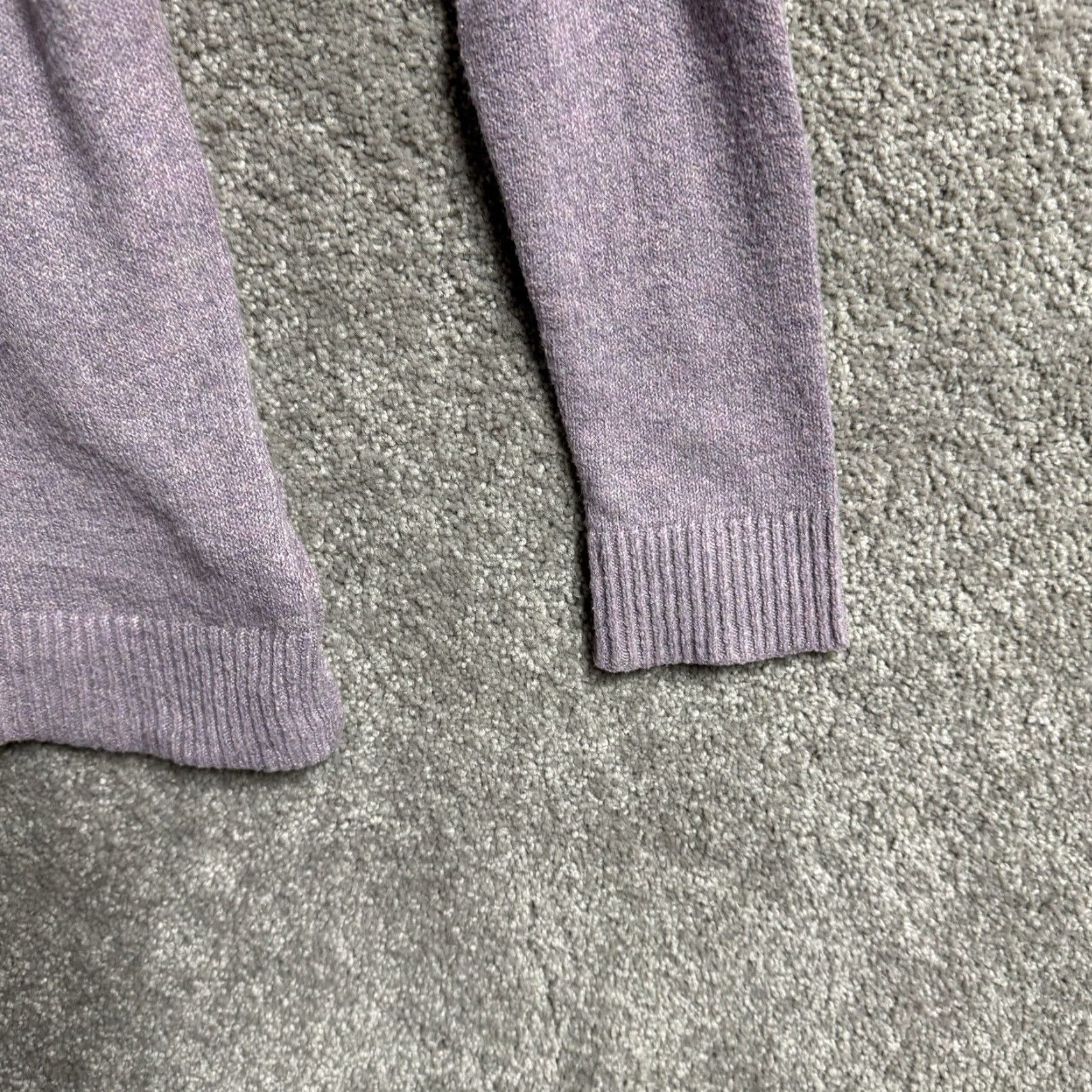 Vintage Pink Rose Sweater Size Small V Neck Casual Soft Minimalist Cozy Hippie Purple Womens Size S / US 4 / IT 40 - 3 Thumbnail