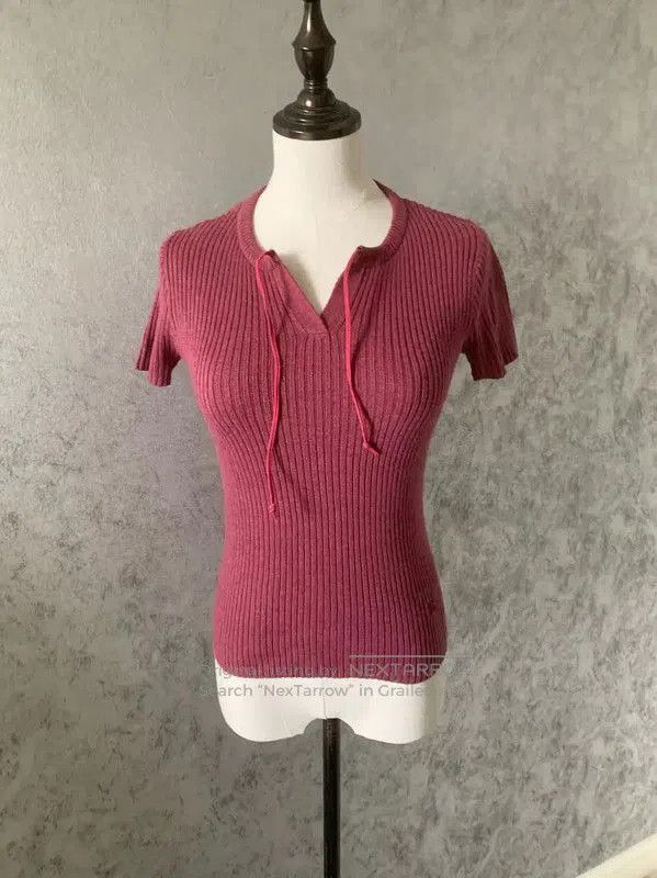 Burberry Burberry Short Sleeve Cotton Blend T-Shirt. Size M / US 6-8 / IT 42-44 - 2 Thumbnail