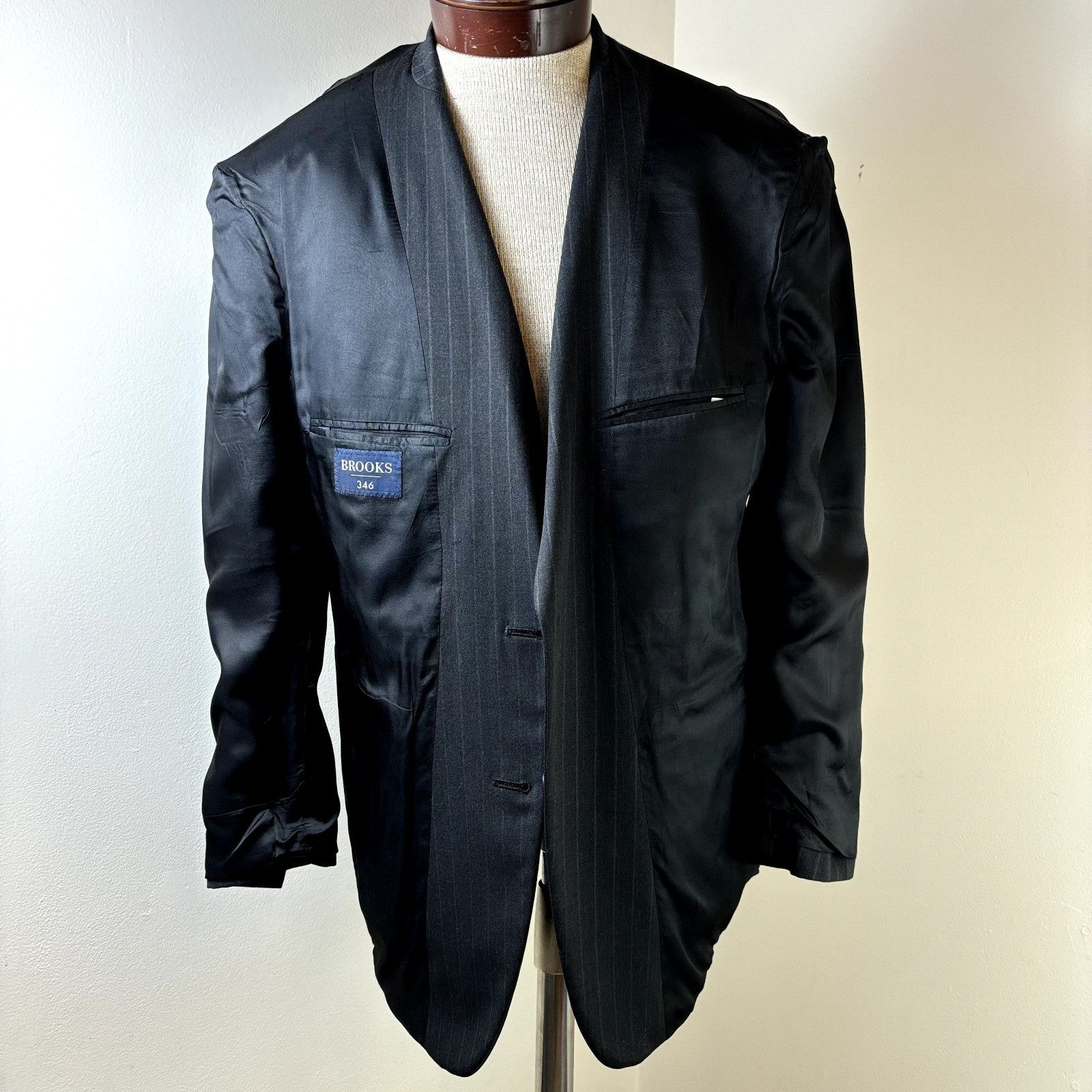 Brooks Brothers Brooks Brothers Men's 41R Striped Wool 2 Piece Suit With Dre Size 40R - 8 Thumbnail
