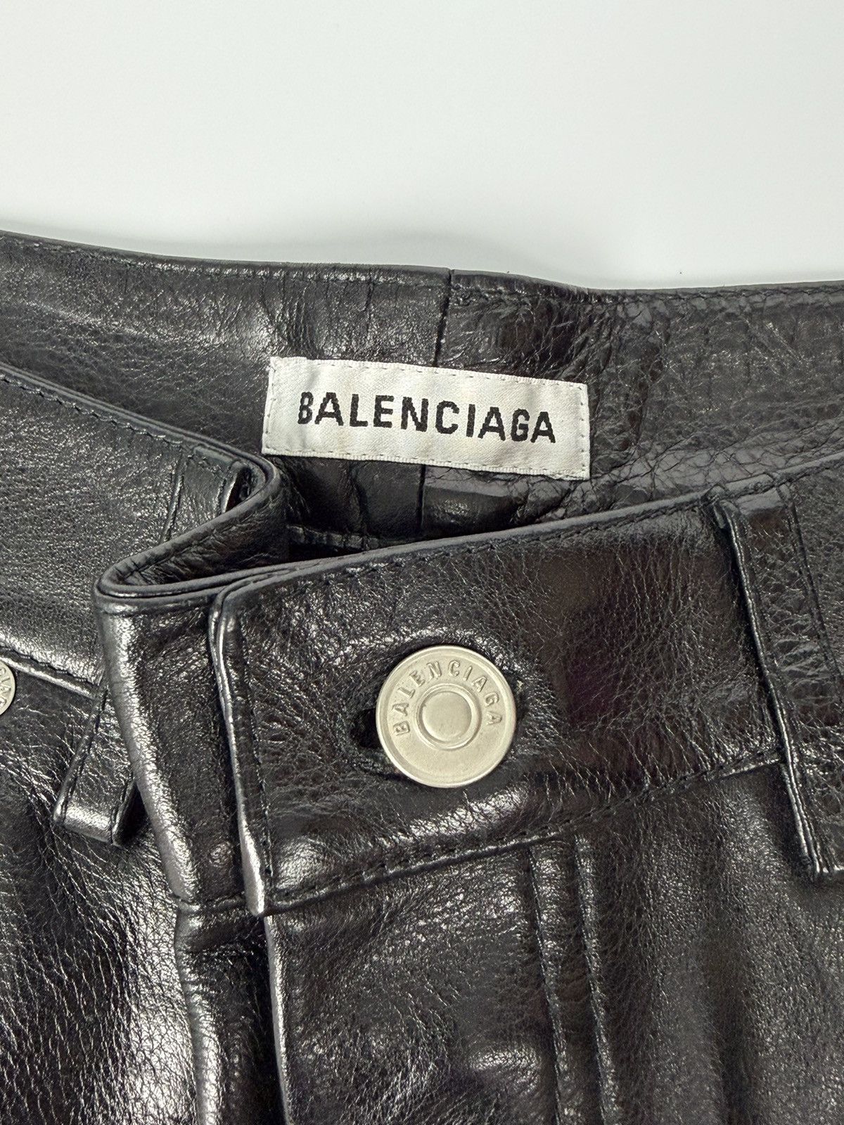 Balenciaga Balenciaga Jorts Black Leather Capri Size US 28 / EU 44 - 6 Thumbnail