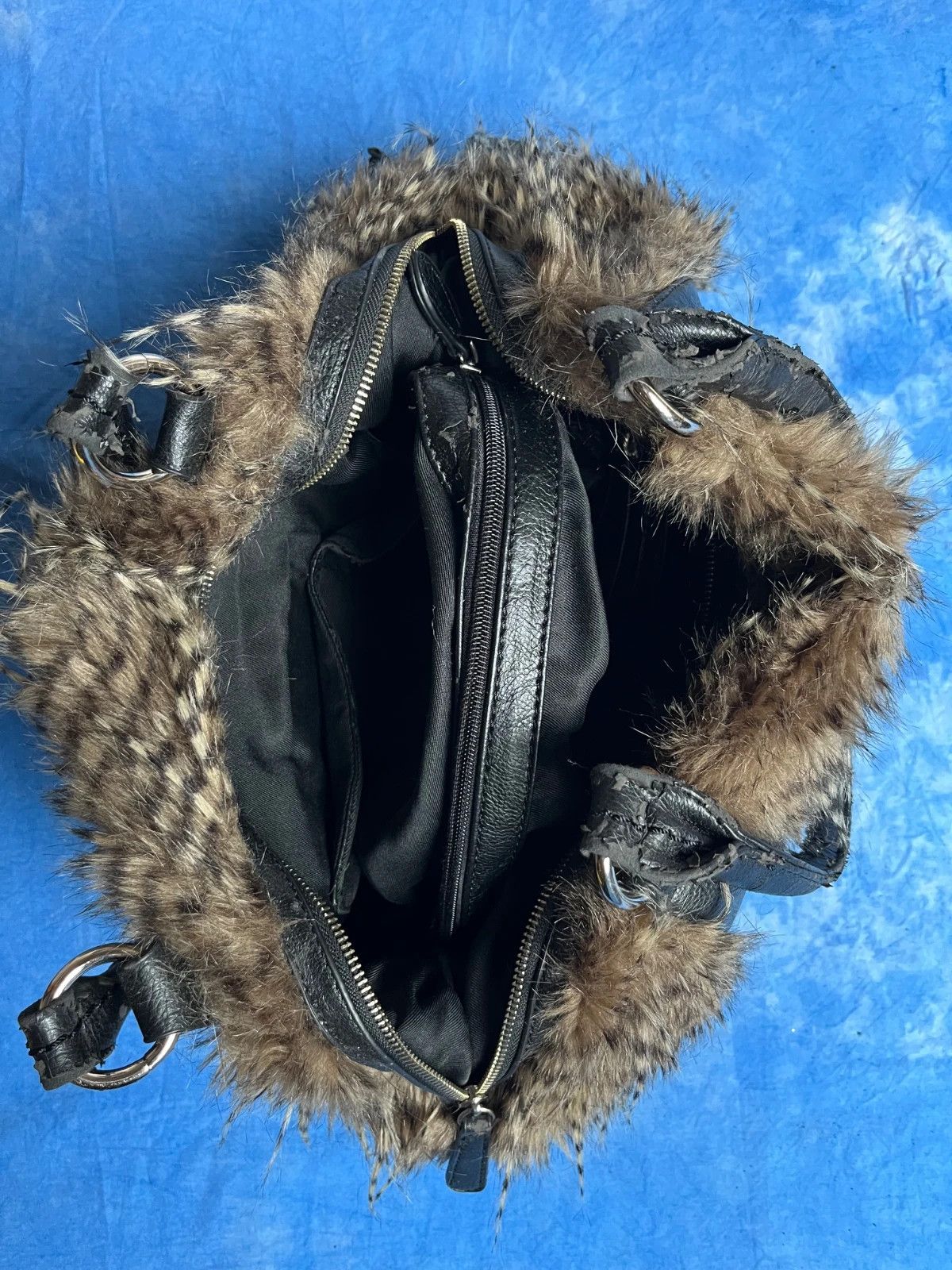 Vintage Vintage 00s Japan Style Faux Fur City Bag Avant Garde y2k Size ONE SIZE - 7 Thumbnail