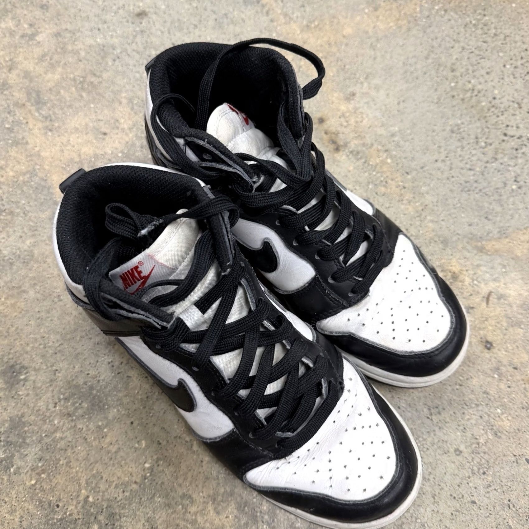 Nike Nike Sneakers Womens Black Dunk High Panda White Top Women DD1869 Size S / US 4 / IT 40 - 2 Thumbnail