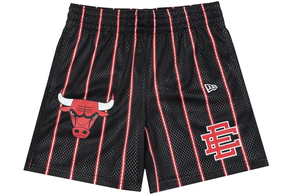 image of Eric Emanuel Ee Basic Short Chicago Bulls in Black, Men's (Size 33)