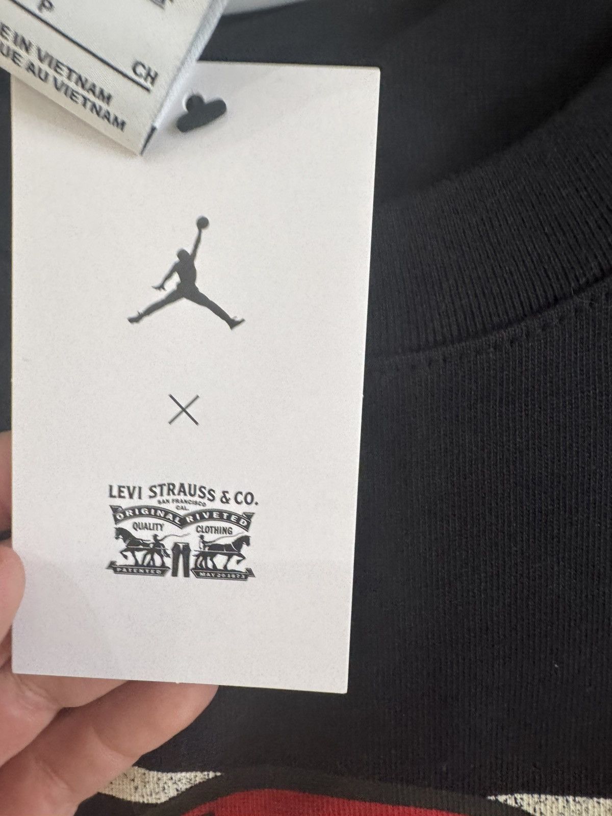Jordan Brand JORDAN 3 LEVIS SHORT SLEEVE TEE MEN SIZE SMALL IM6728 010 Size US S / EU 44-46 / 1 - 6 Thumbnail