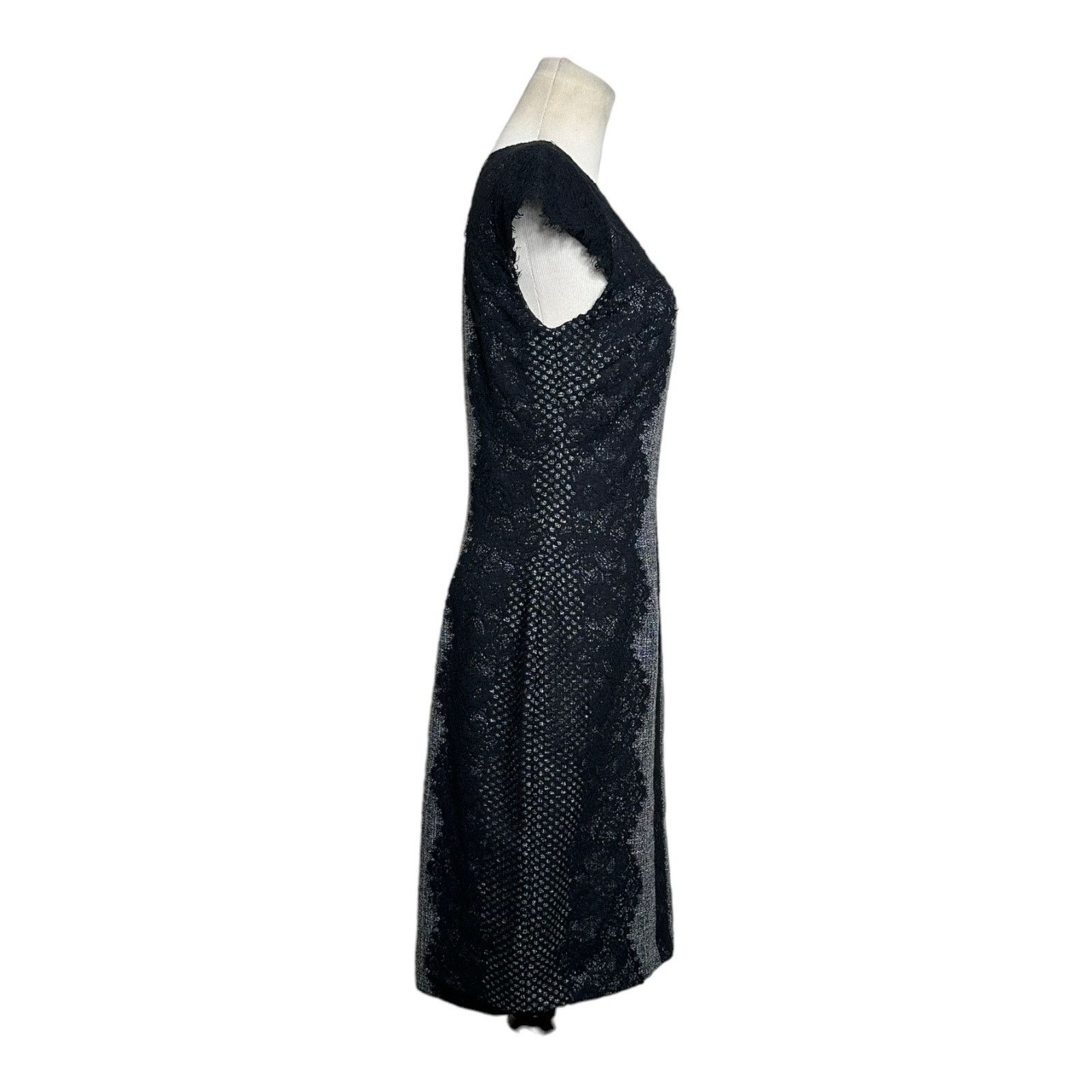 Betsey Johnson Betsey Johnson Gray Black Lace Sheath Dress size 2 Size XS / US 0-2 / IT 36-38 - 8 Thumbnail