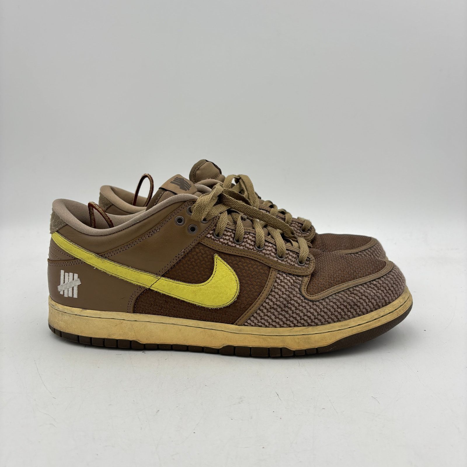 Nike Nike Dunk Low SP Undefeated Canteen Men's 13 DH3061-200 Size US 13 / EU 46 - 3 Thumbnail