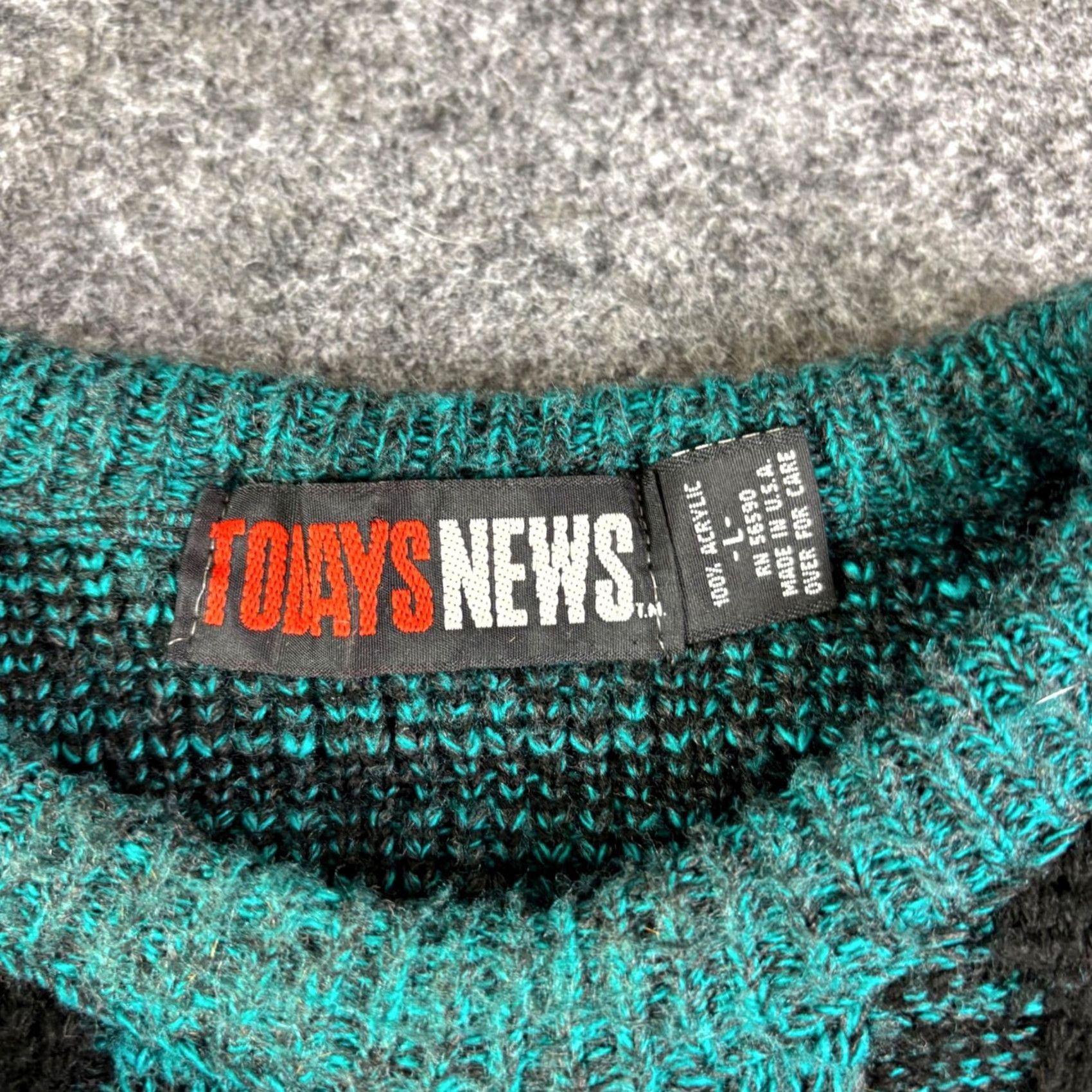 Altea VINTAGE TODAYS NEWS Teal Black Cable Knit Crewneck Sweater Mens L Acrylic Geometric 90s Baggy Crew Neck Mens L Green Size US L / EU 52-54 / 3 - 5 Thumbnail