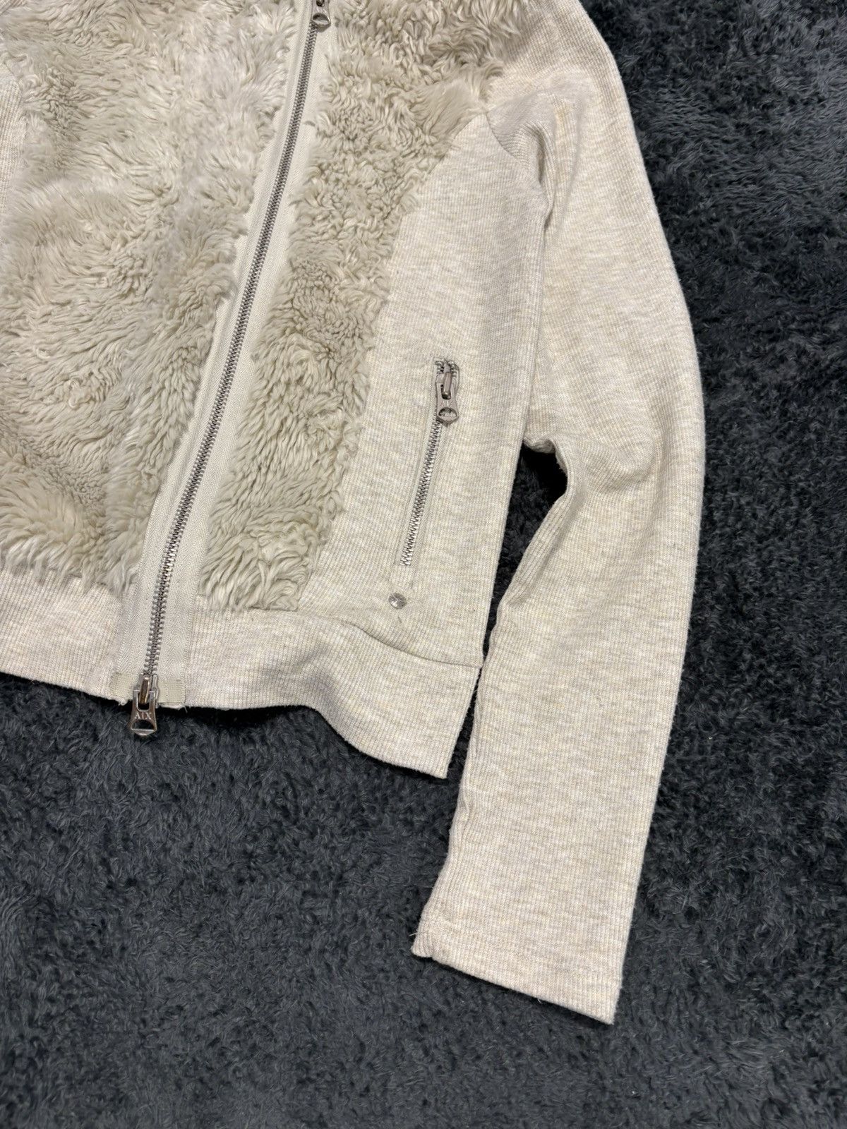Armani Vintage Armani Exchange Fur Side Zip Hoodie Size S / US 4 / IT 40 - 4 Thumbnail