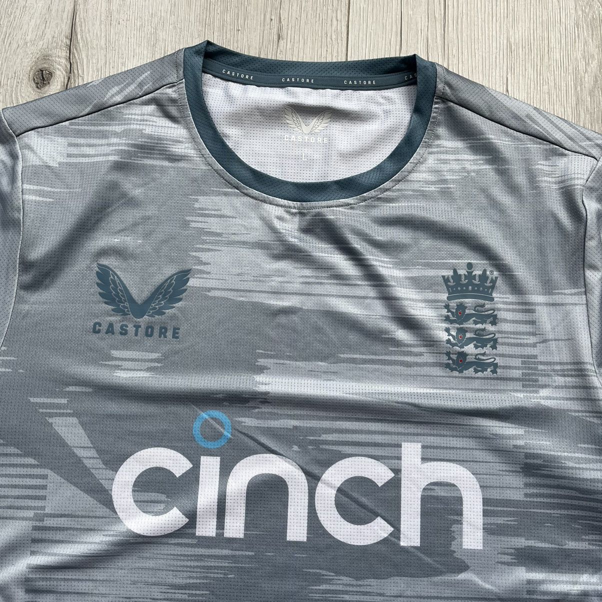 Castore Castore England Cricket Team Long Sleeve Shirt Jersey L size Size US L / EU 52-54 / 3 - 3 Thumbnail