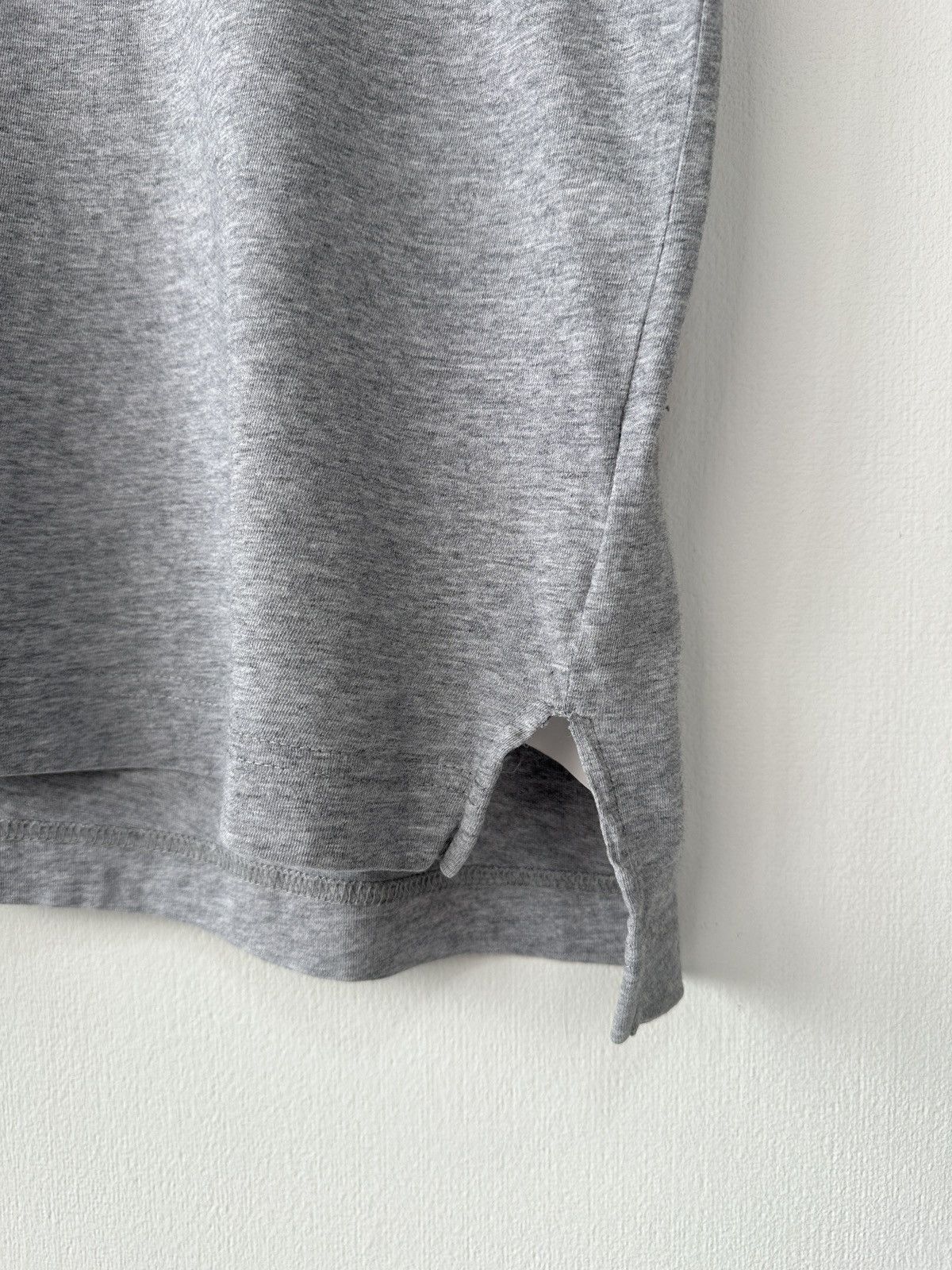 Vivienne Westwood VIVIENNE WESTWOOD Orb Logo Gray T-Shirt Men’s Size S Size US S / EU 44-46 / 1 - 6 Thumbnail