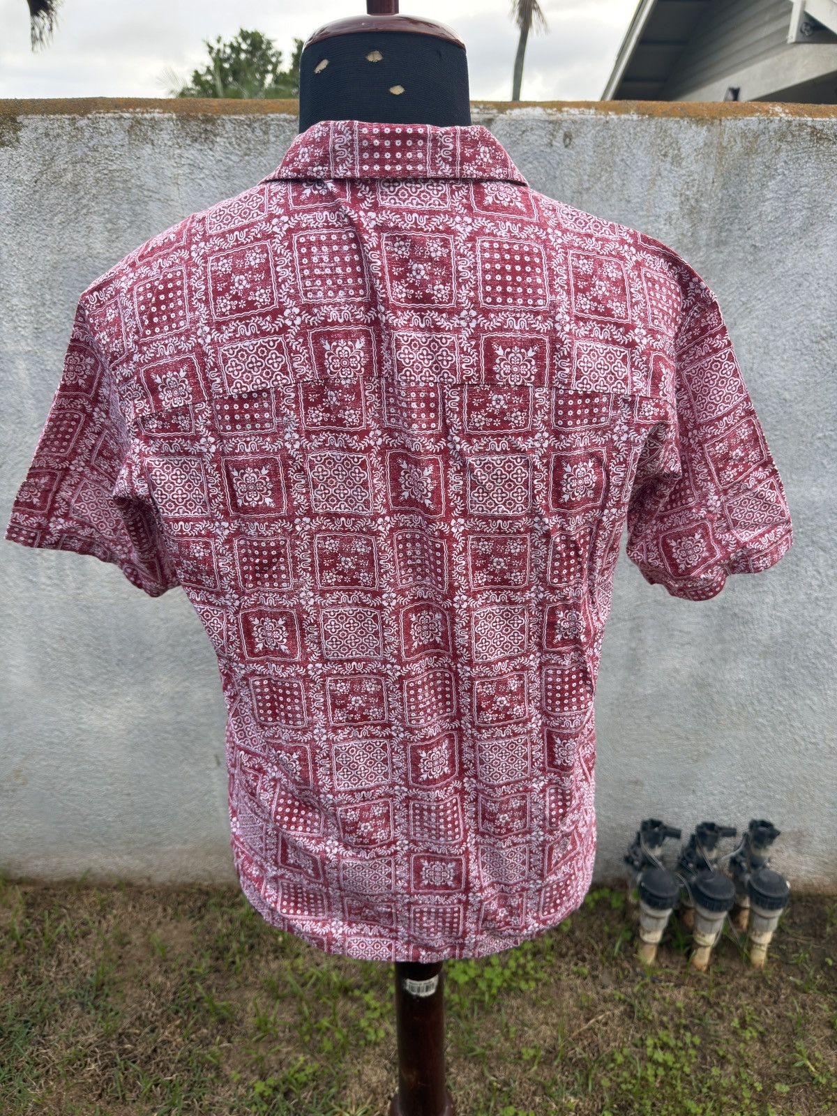 Reyn Spooner PreOwned Reyn Spooner X Uniqlo Hawaiian Print Red Men's XS Size US XS / EU 42 / 0 - 2 Thumbnail