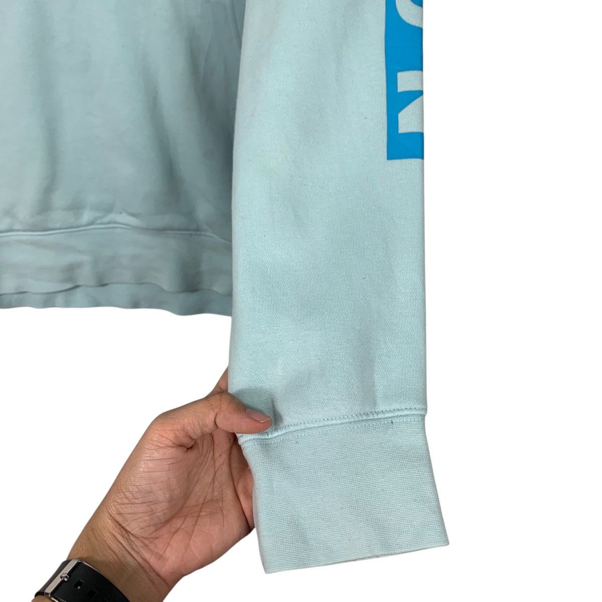Burton BURTON Big Logo Pullover Hoodies Sweatshirt #2053-C89 Size US M / EU 48-50 / 2 - 12 Thumbnail