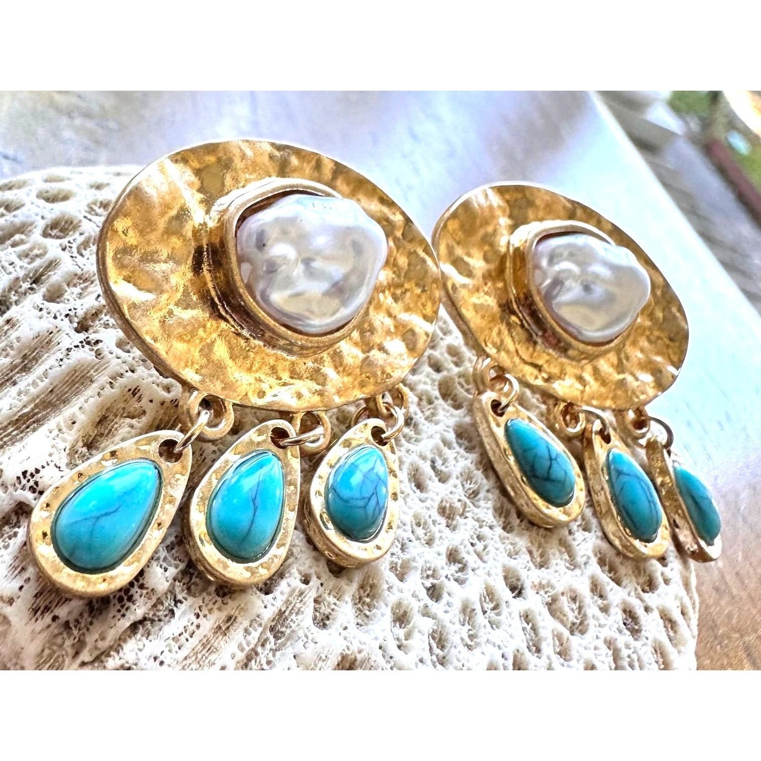 Handmade Hammered Metal Faux Pearl Turquoise Earrings Posts New Crui Size ONE SIZE - 7 Thumbnail