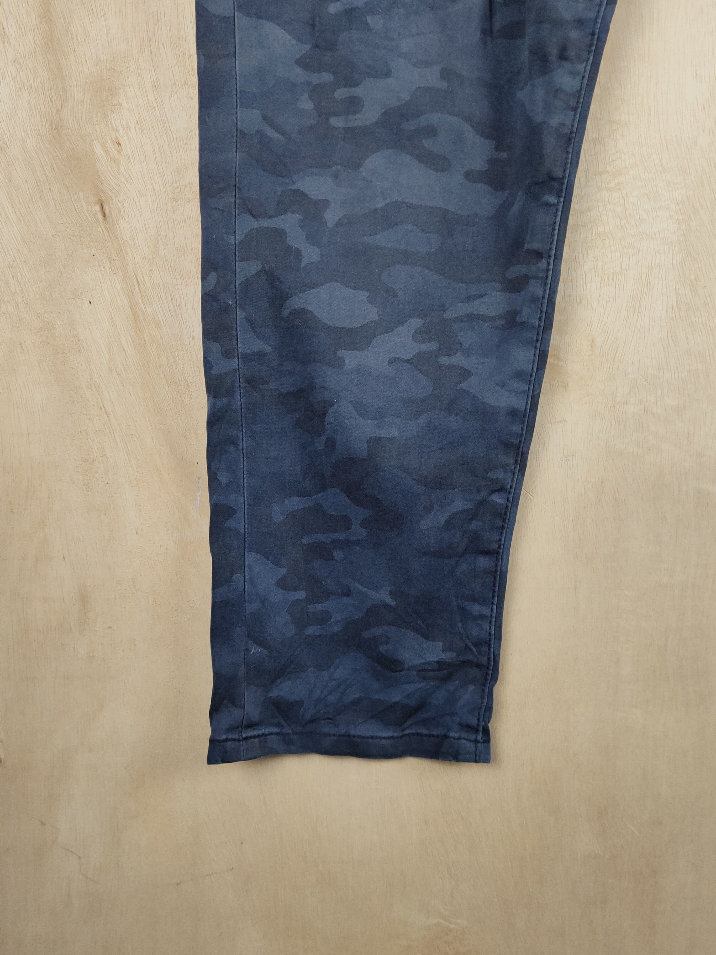 Japanese Brand Uniqlo Camouflage Multipocket Casual Pants #S2430 Size US 34 / EU 50 - 4 Thumbnail