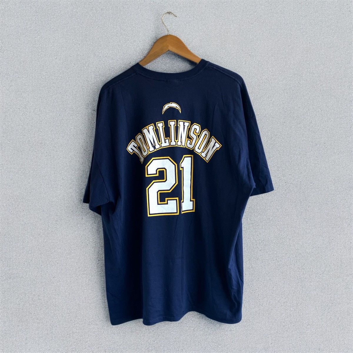Reebok Vintage Y2K San Diego Chargers NFL LaDainian Tomlinson tee Size US XL / EU 56 / 4 - 4 Thumbnail