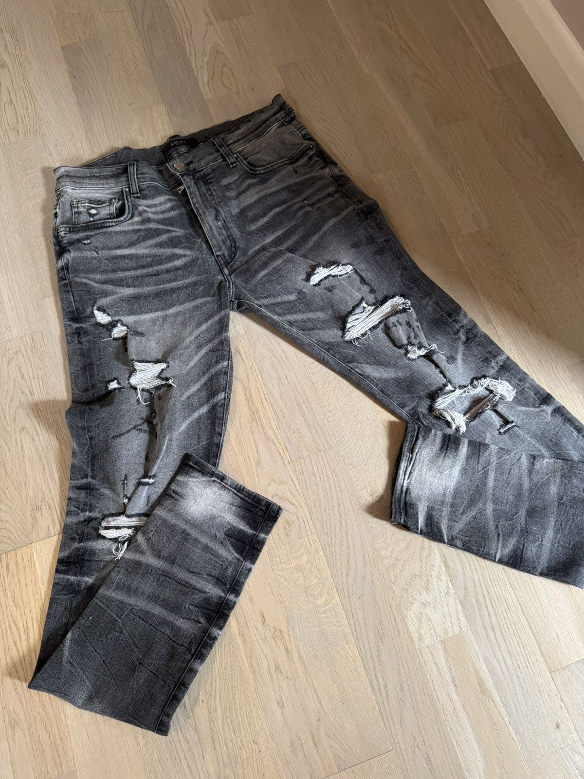 AMIRI jeans STUDY ALL PHOTOS CAREFULLY FOR TAPE MEASUREMENTS