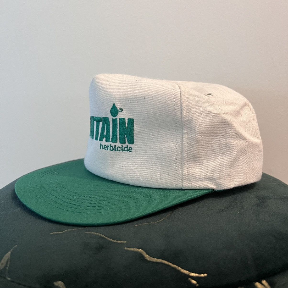 Other Vintage Contain Herbicide Snapback Farmer Hat White Green Size ONE SIZE - 3 Thumbnail