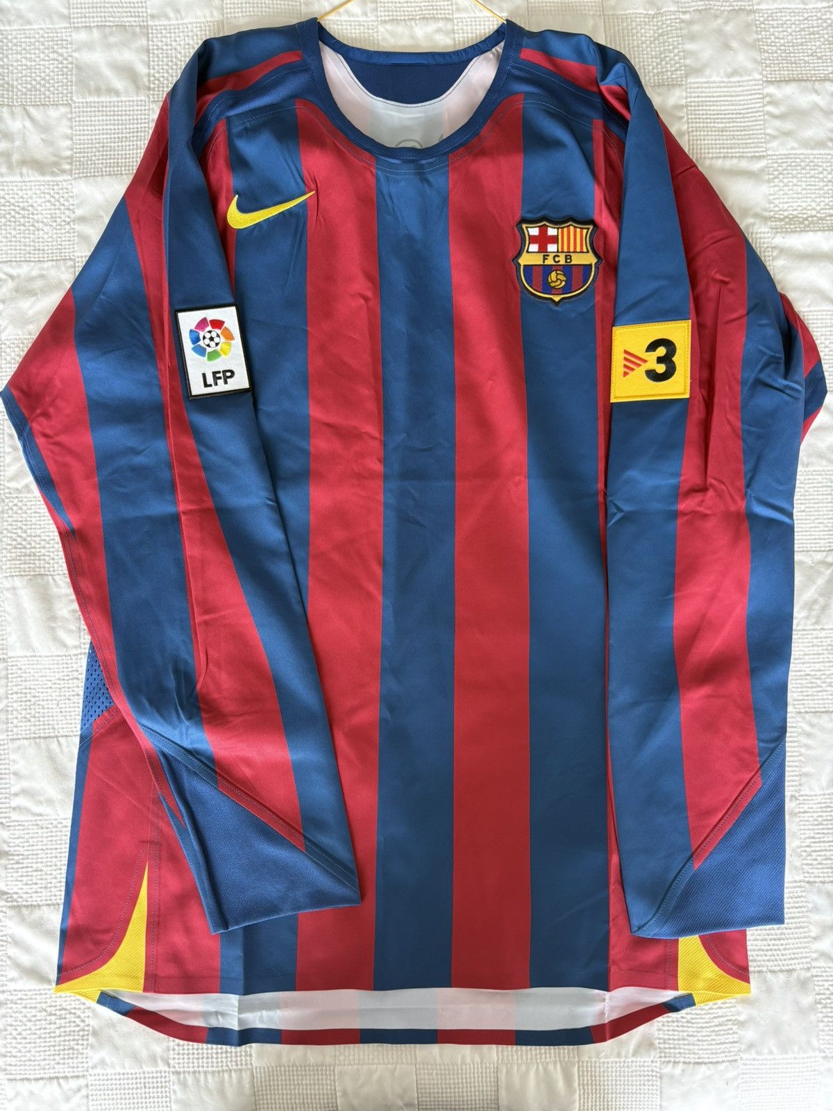 Nike FC Barcelona Vintage 2005-06 Size US M / EU 48-50 / 2 - 1 Thumbnail