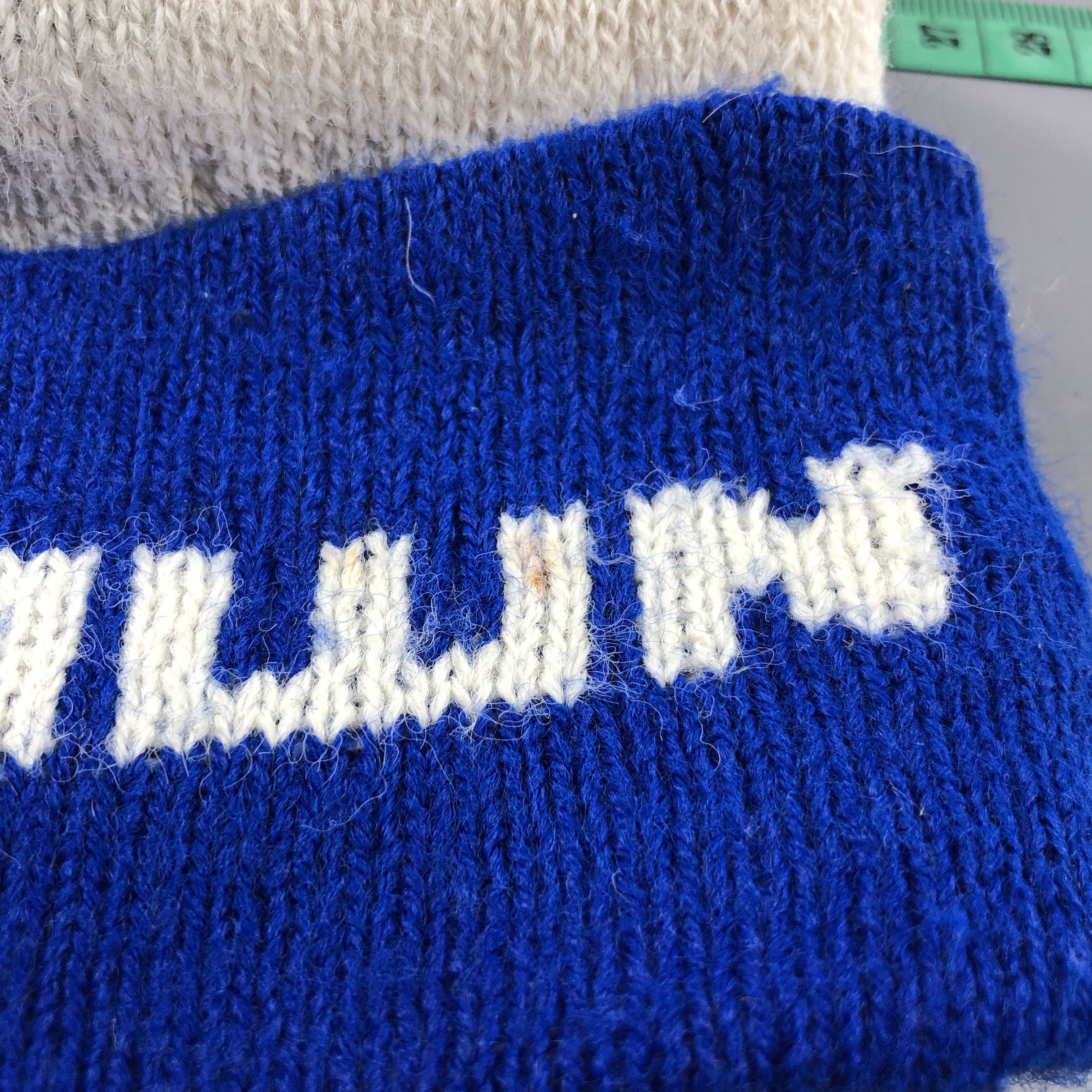 Vintage Youngstown Bobble Beanie Snowcap Snow Hat B987 Size ONE SIZE - 4 Thumbnail