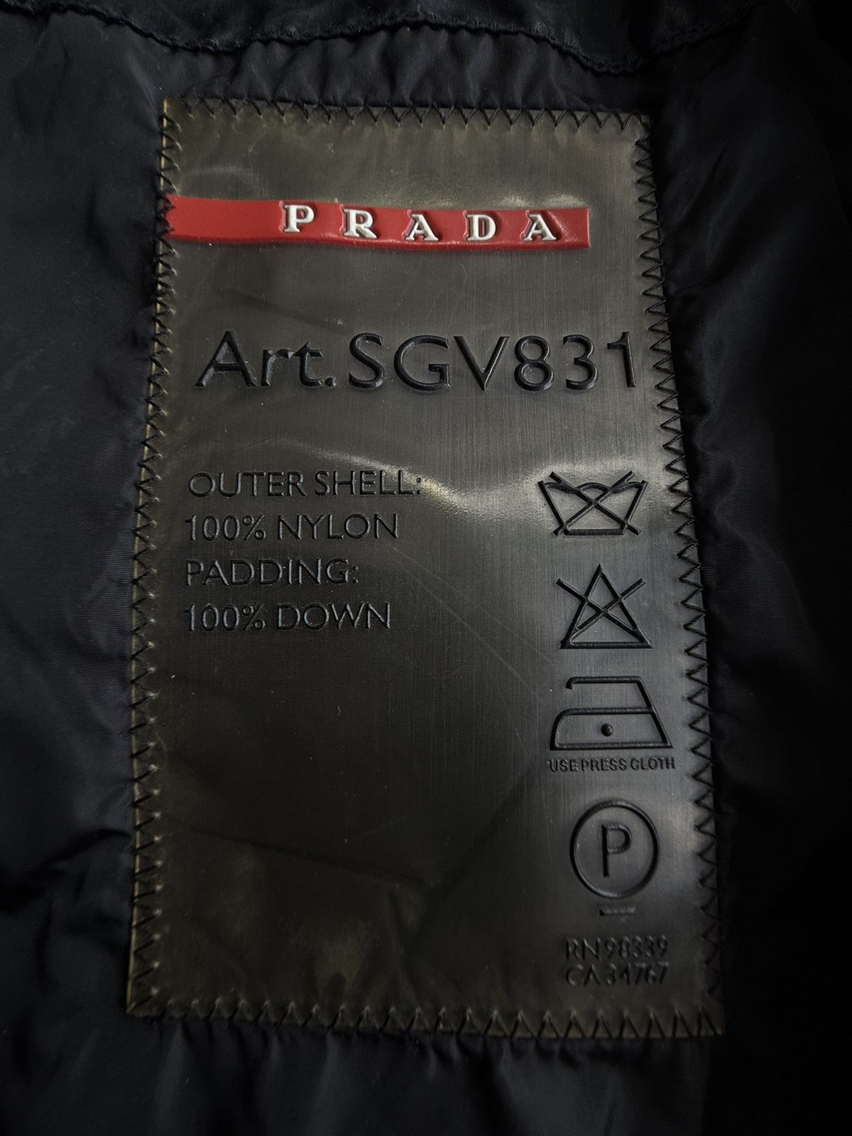 Prada Prada - Luna Rossa Puffer Jacket Size US M / EU 48-50 / 2 - 9 Thumbnail