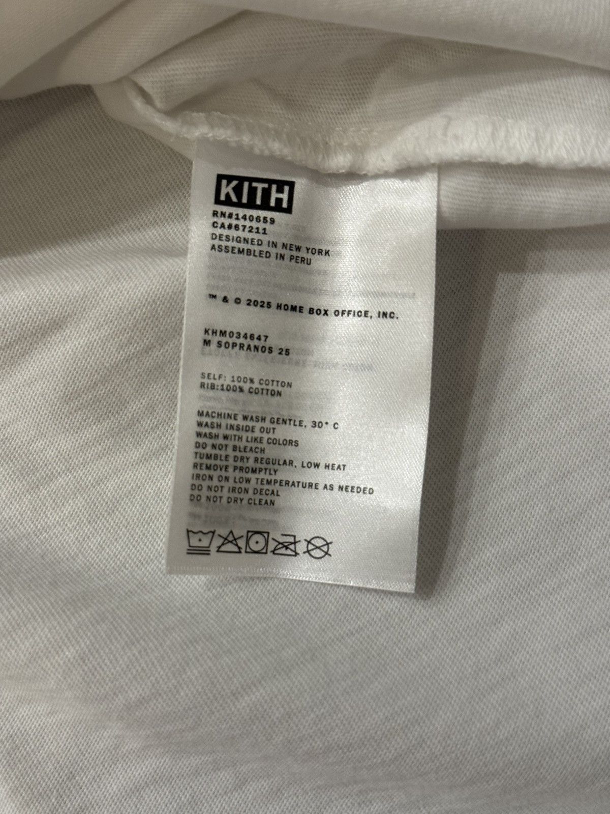 Kith KITH The Sopranos Family Redefined Vintage Tee White Sz L Size US L / EU 52-54 / 3 - 3 Thumbnail