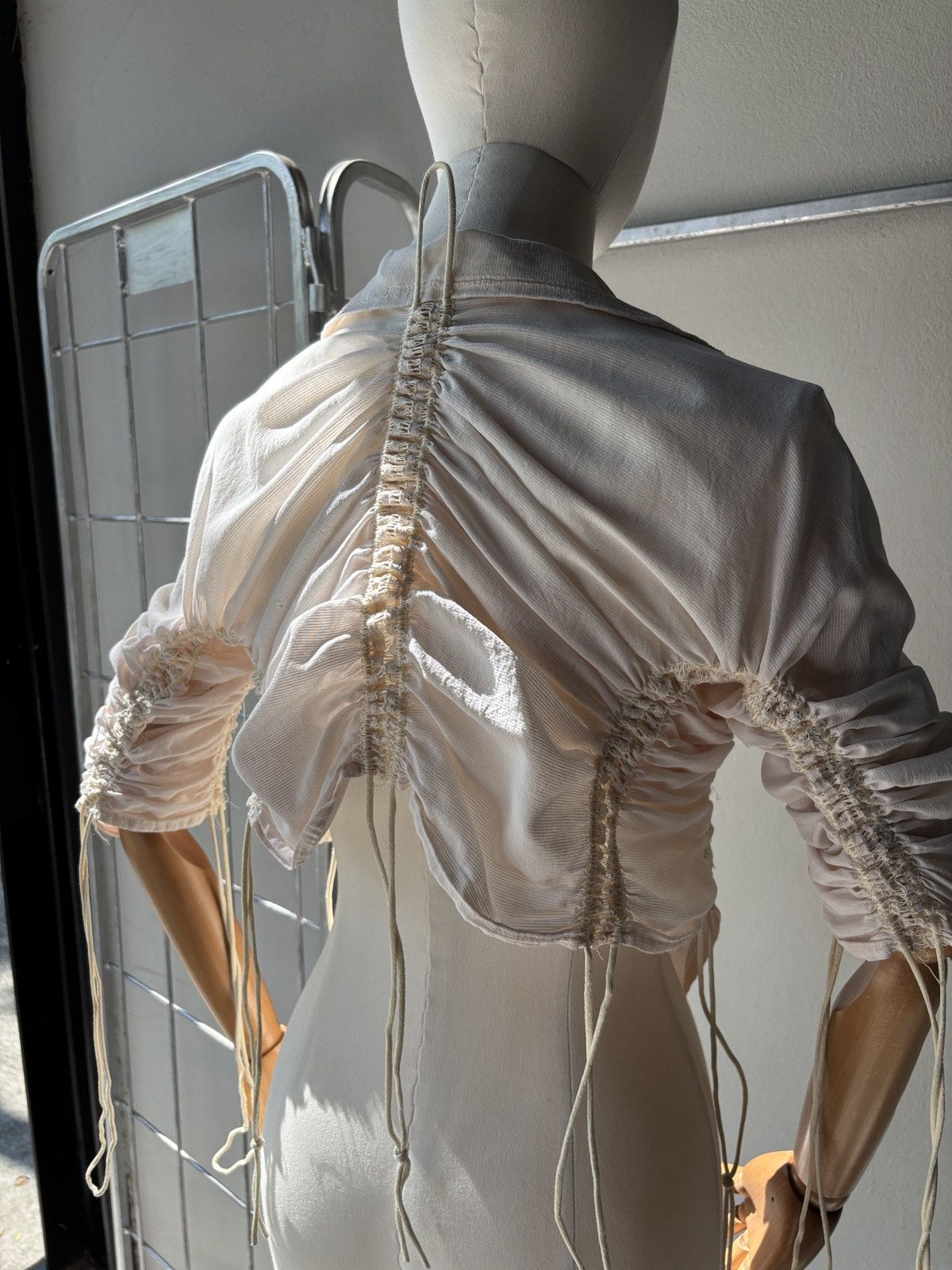 ISSEY MIYAKE anatomical pucker blouse
