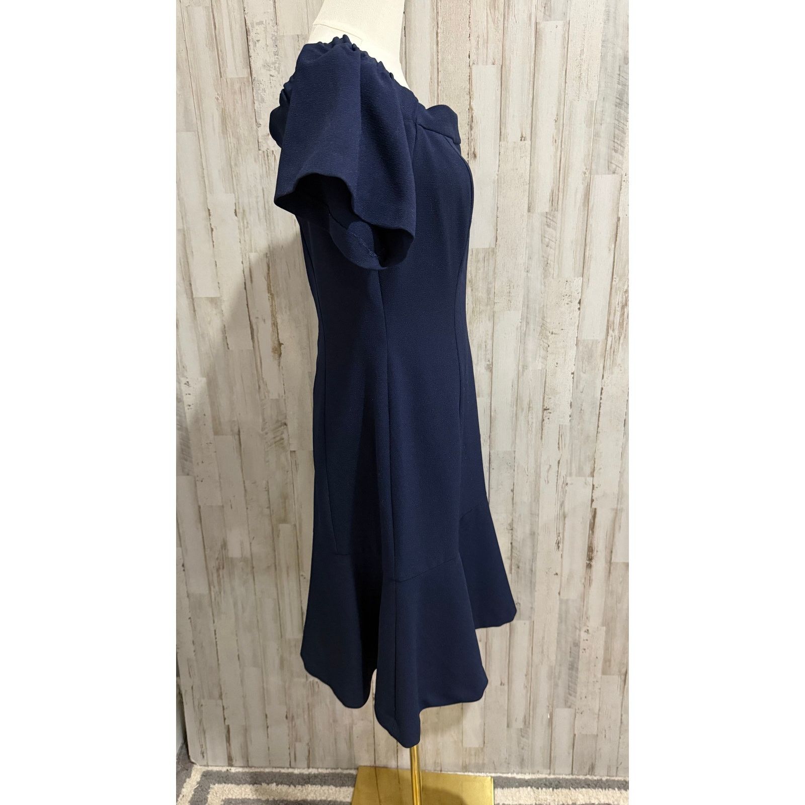 Vince Camuto Vince Camuto Dress Womens Size 8 Navy Blue Off Shoulder Midi Size M / US 6-8 / IT 42-44 - 5 Thumbnail