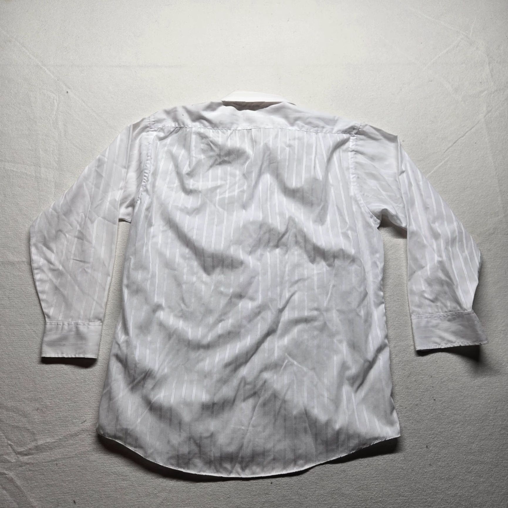 Vintage Oakton Dress Shirt - Striped Long Sleeve Adult Men - Size 16.5 32/33 - White Silver - 33" Sleeve - Men's Shirt Boundary: 16.5 collar Size US L / EU 52-54 / 3 - 6 Thumbnail