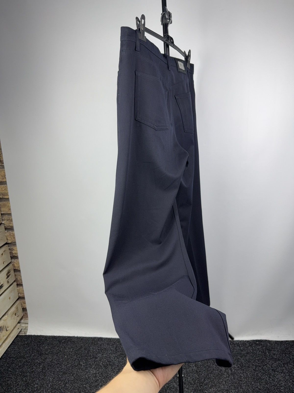 Hugo Boss Luxury Hugo Boss Italy Art in Fashion Cotton Straight Pants Size US 30 / EU 46 - 10 Thumbnail