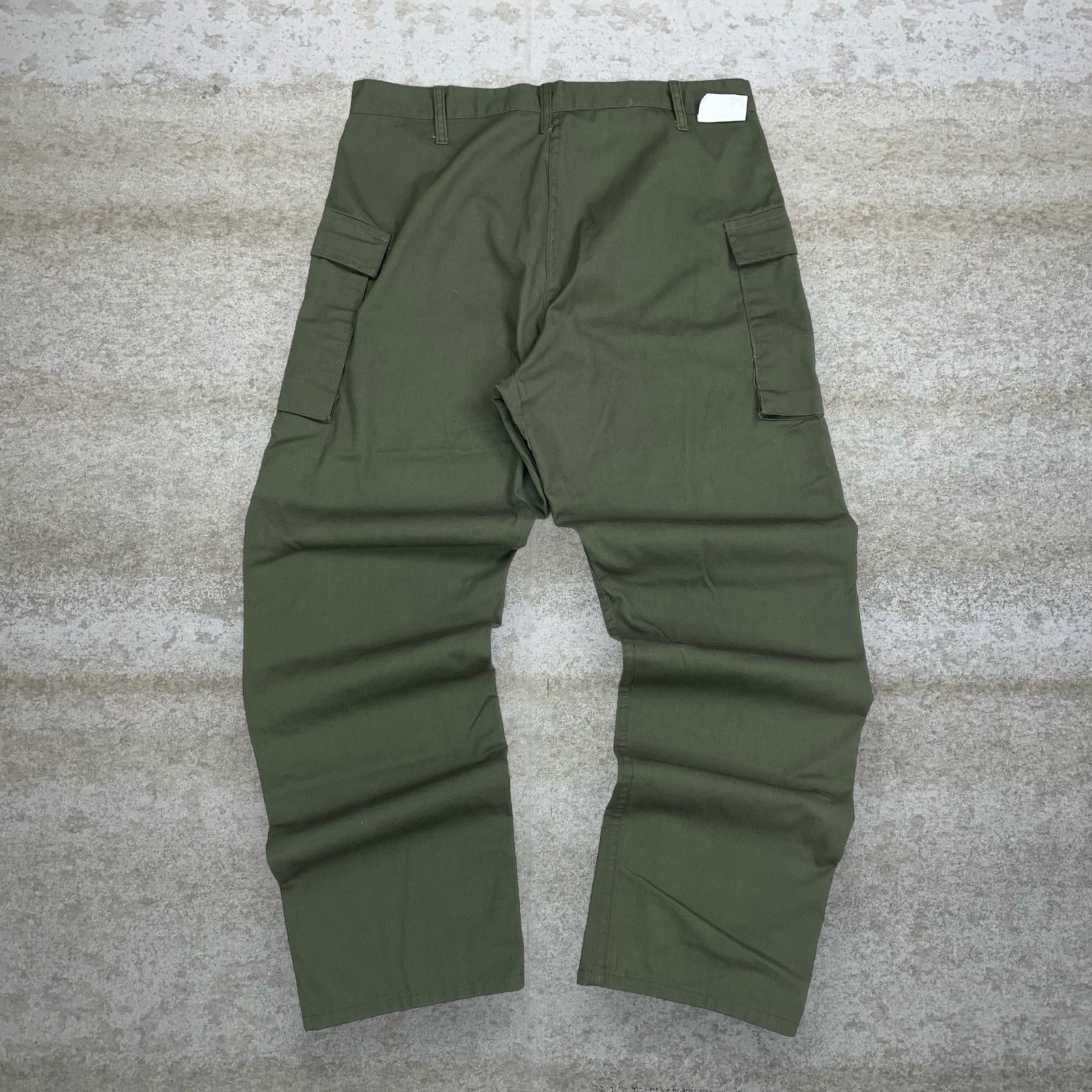 image of Crazy Vintage 70's Military Tactical Pants Baggy Vietnam in Green, Men's (Size 40)