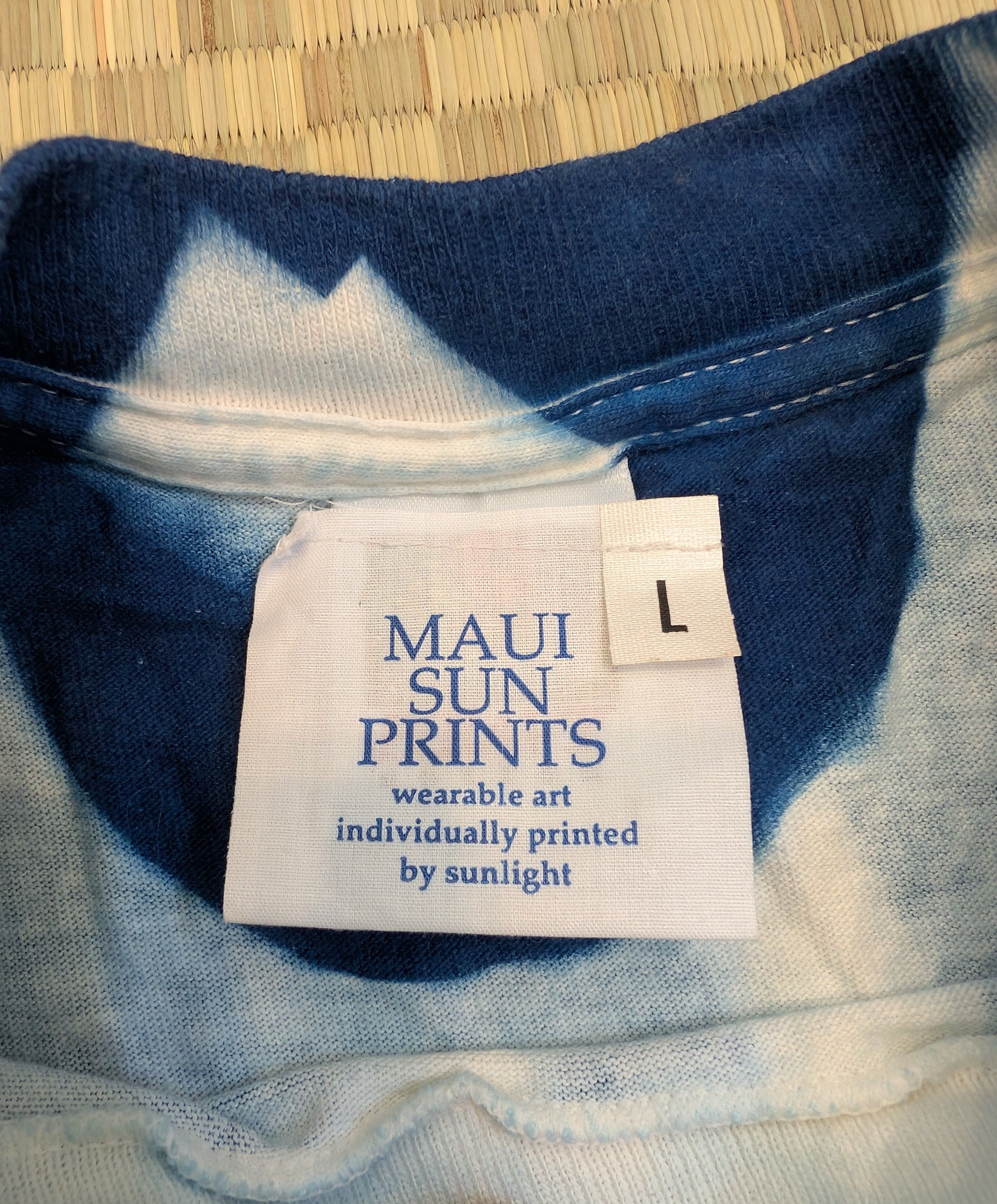 Other AWESOME 1 OF 1 Maui Sun Prints Cyanotype T-shirt Made in USA Size US L / EU 52-54 / 3 - 3 Thumbnail