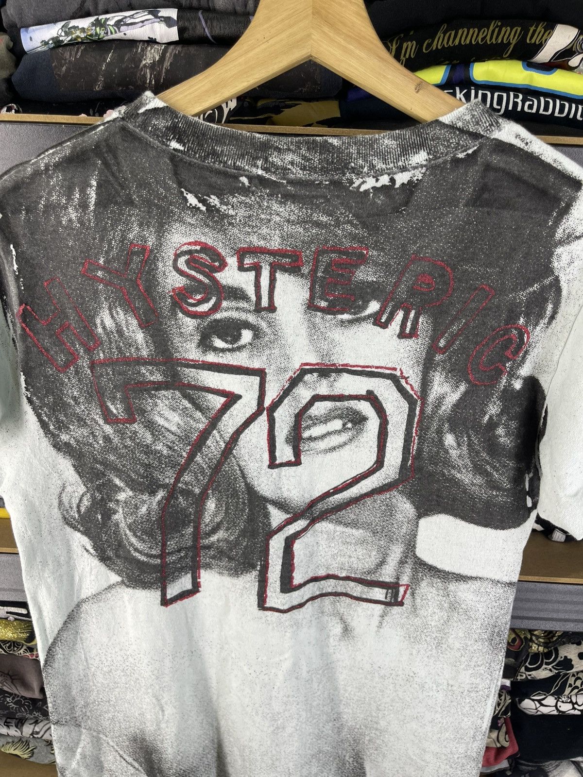 Hysteric Glamour Thrashed Vintage 90's Hysteric Glamour AOP Photoprint Tee Size ONE SIZE - 14 Thumbnail