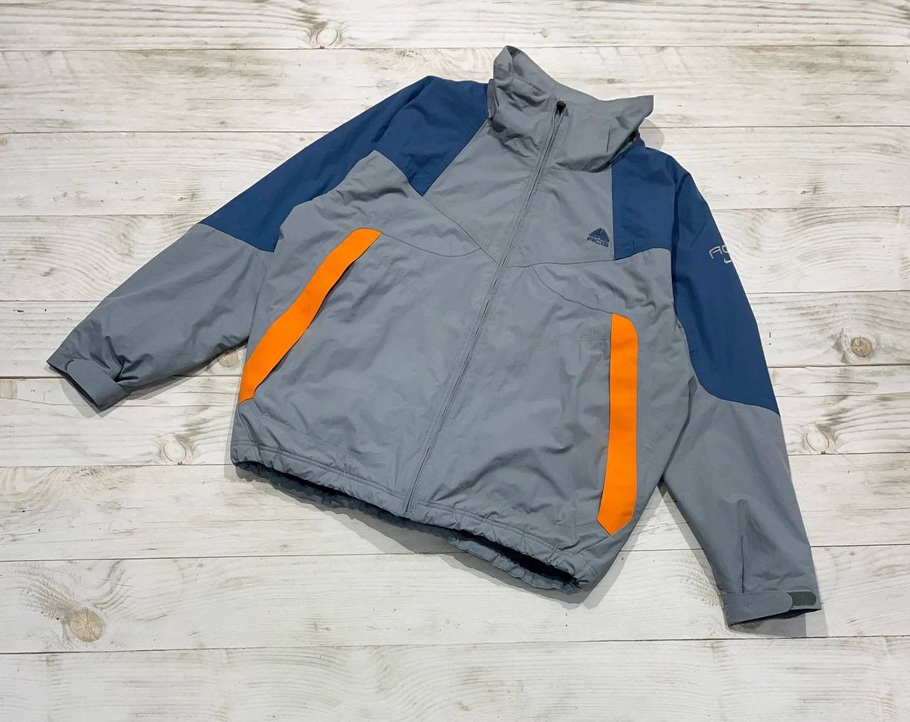 image of Nike Acg Outdoor Full Zip Active Jacket XL in Blue, Men's