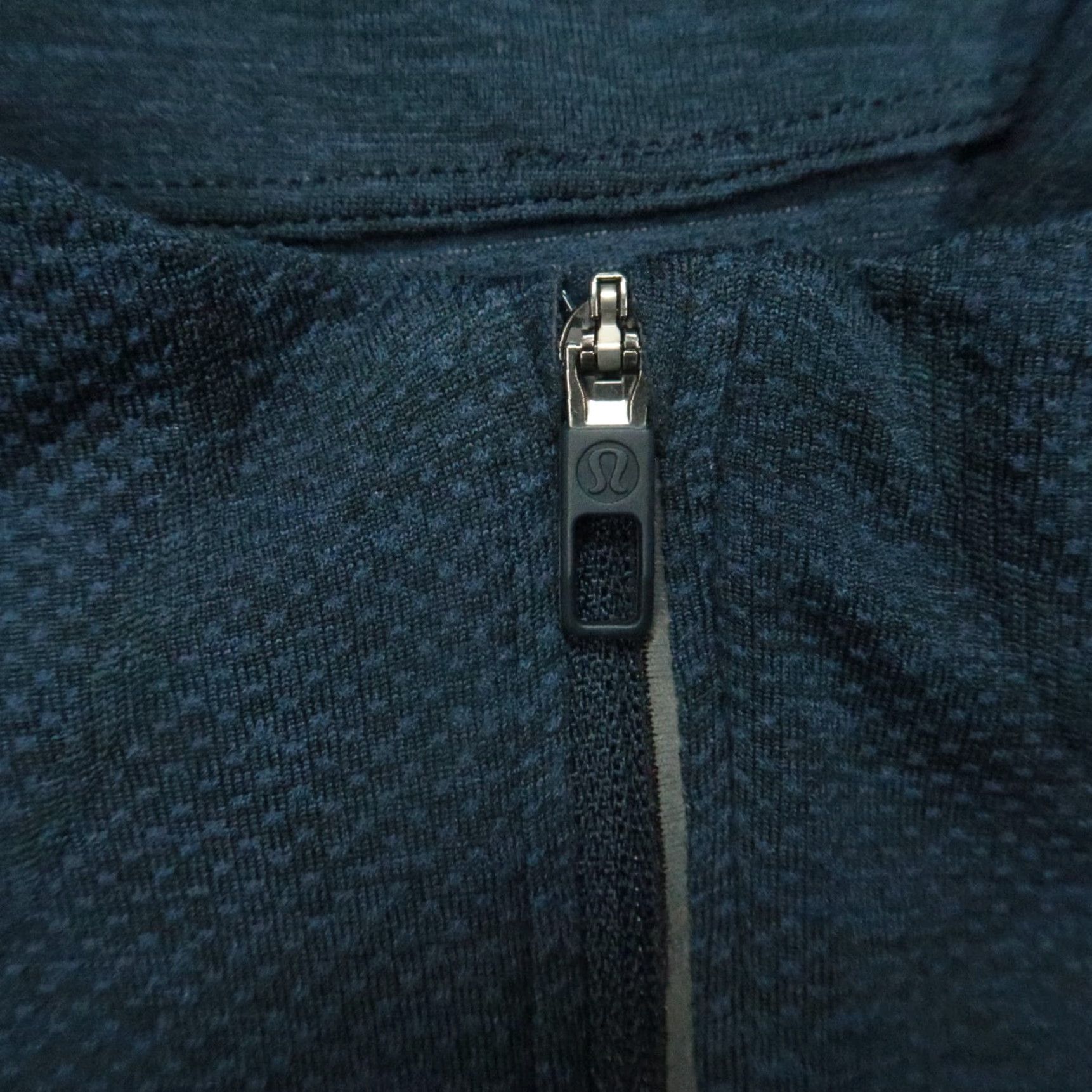 Lululemon Lululemon Metal Vent Tech Pullover Mens Large Blue Lightweight 1/4 Zip Breathable Athletic Activewear Casual Pullover Mens Size US L / EU 52-54 / 3 - 3 Thumbnail