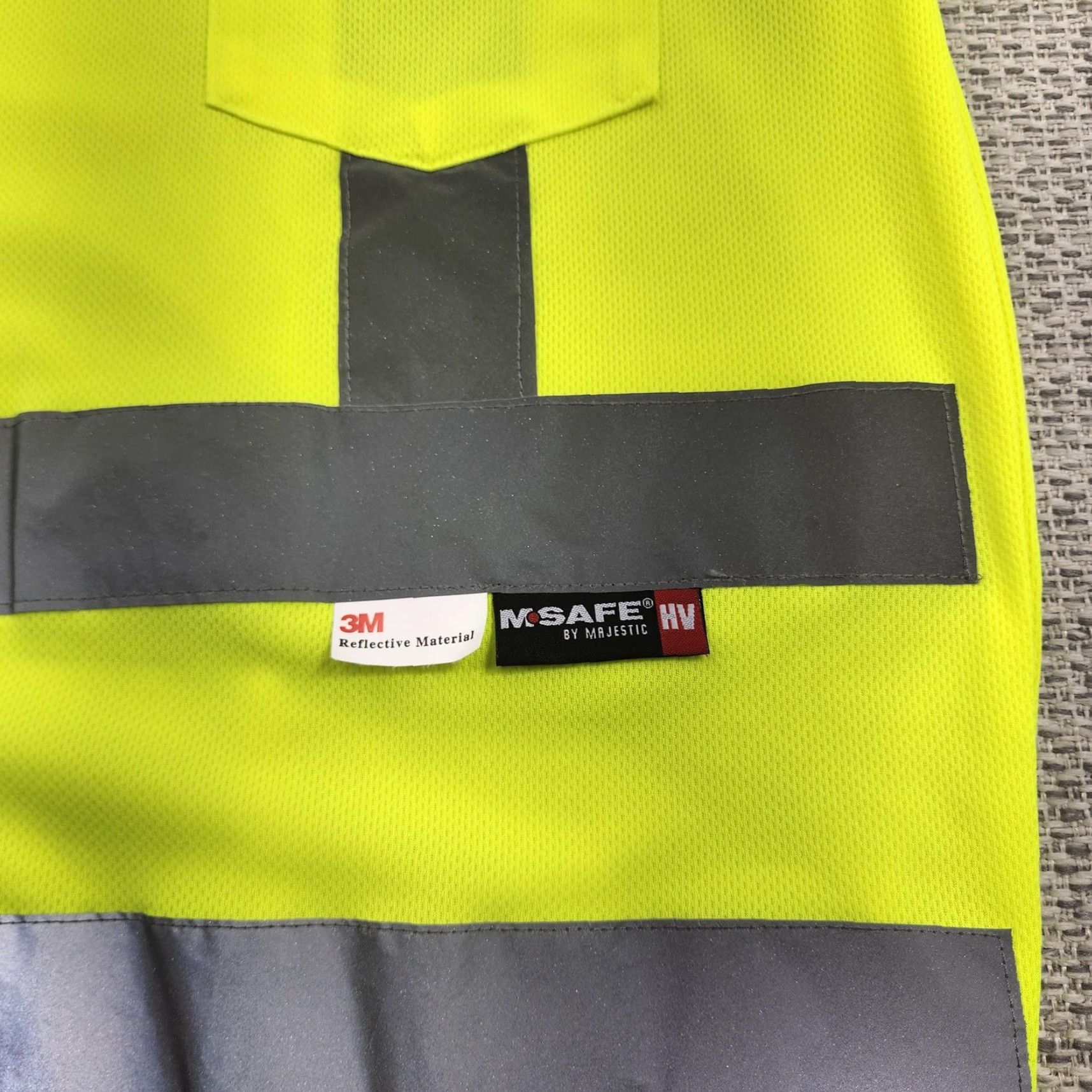 Vintage Majestic M-SAFE Hi Vis Safety Shirt Mens Large 3M Reflective Class 3 75-5305 Yellow Polyester Net? Size US L / EU 52-54 / 3 - 6 Thumbnail